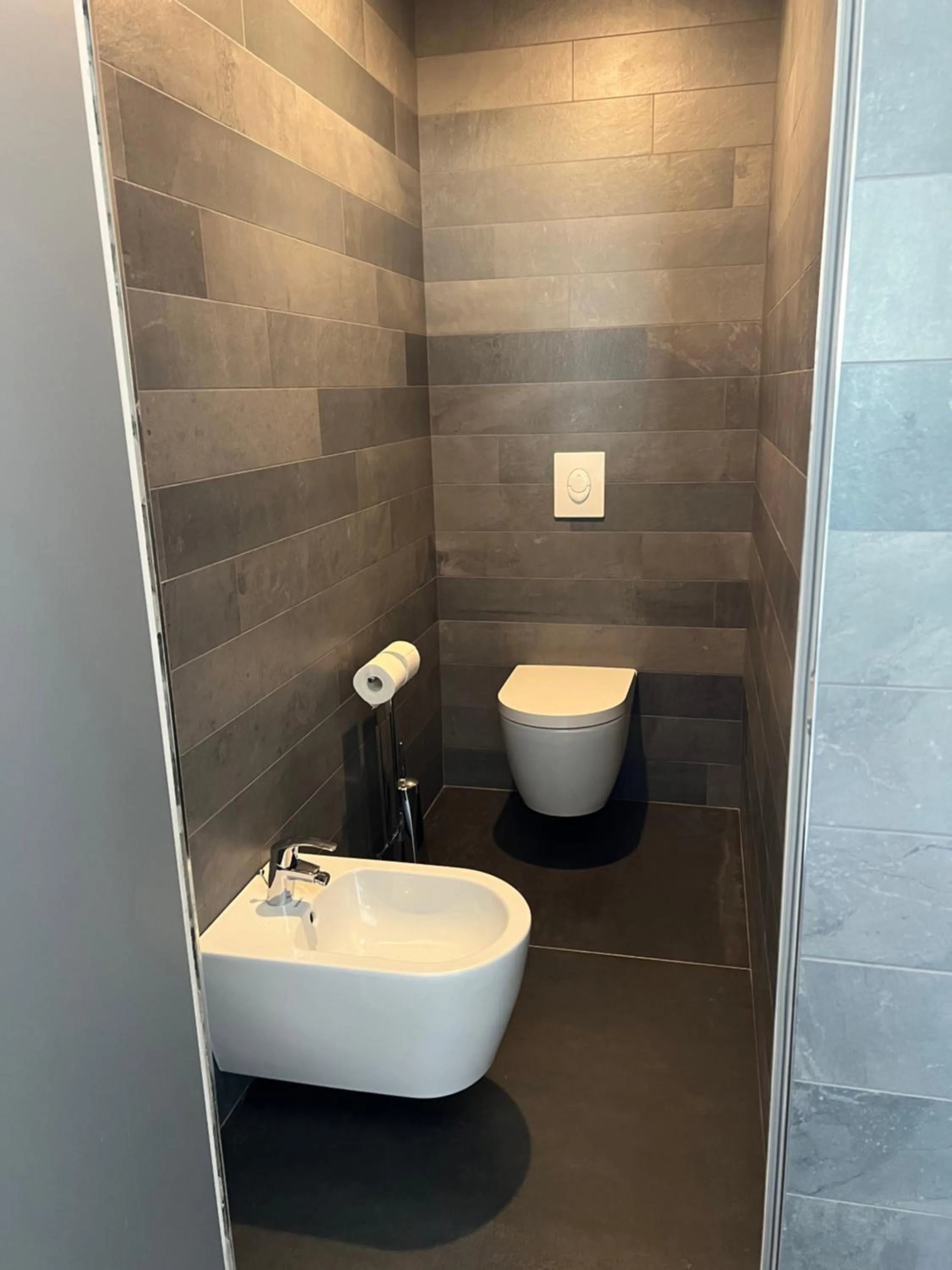 Toilet in VILLA MIAMI