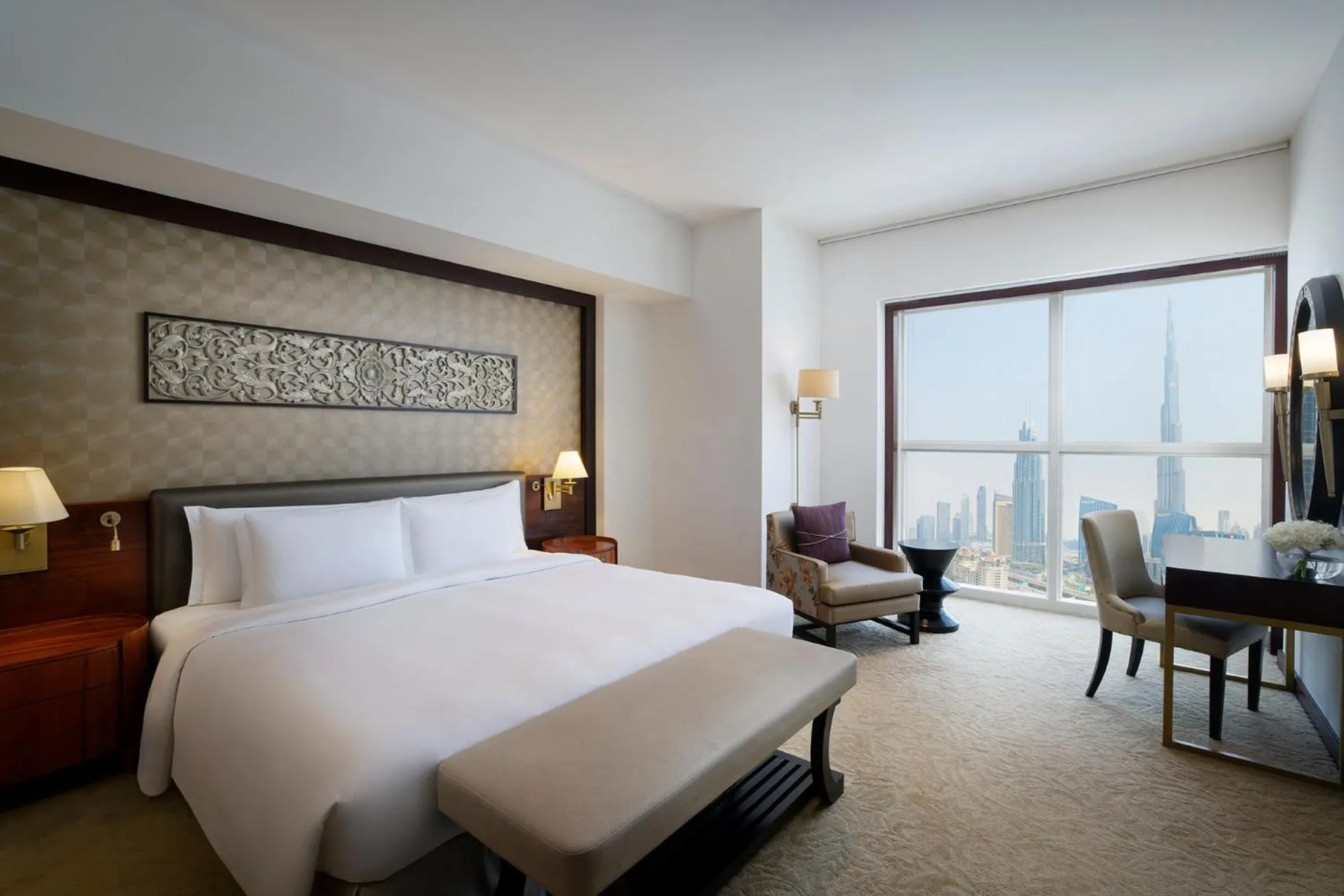 Bed in Dusit Thani Dubai