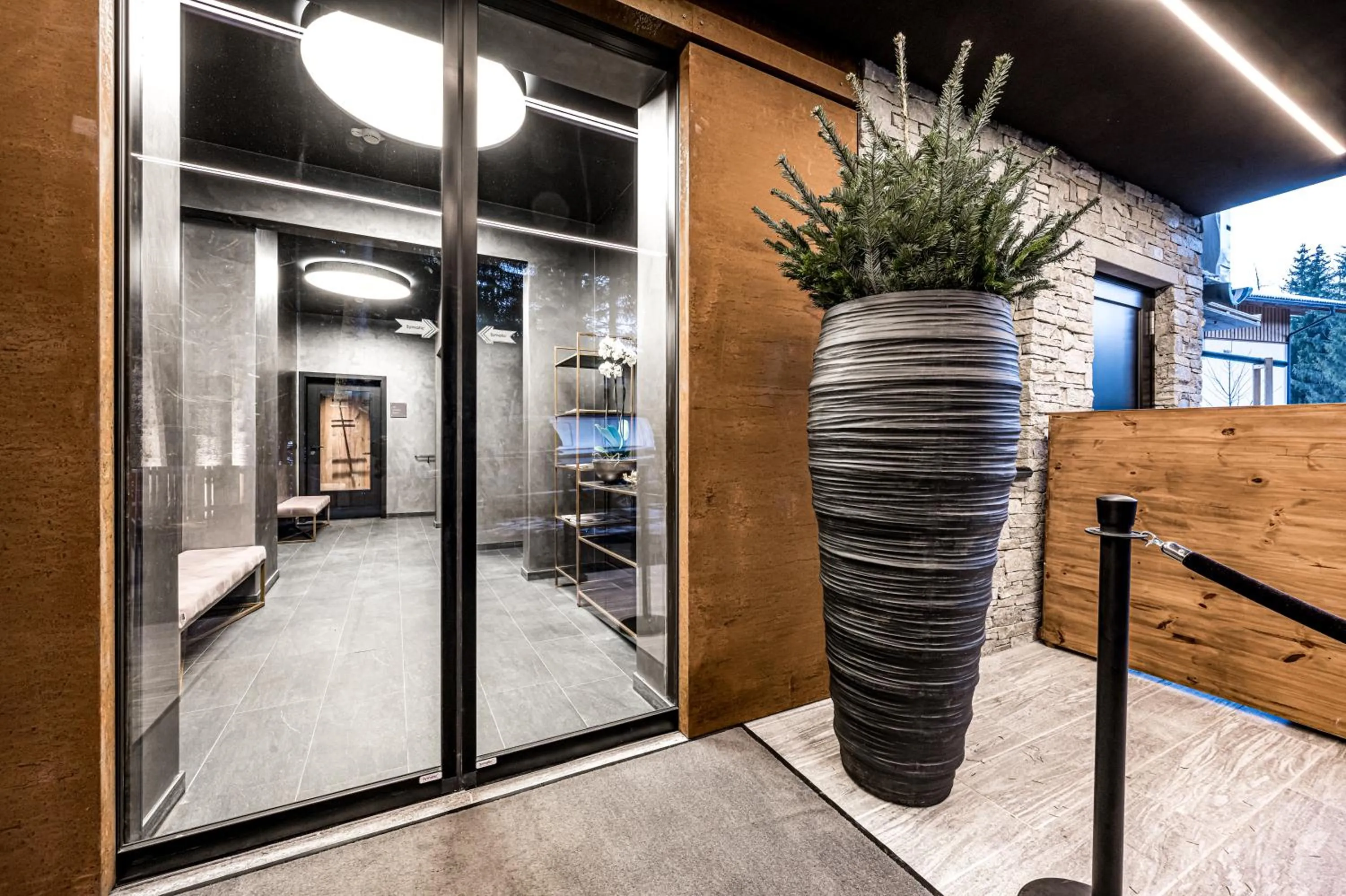 Property building in ALMMONTE PRÄCLARUM SUITES - Casual Boutique Hotel