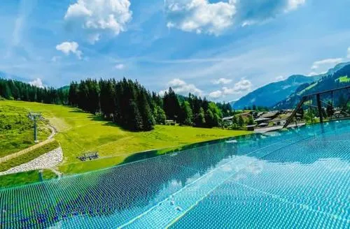 ALMMONTE PRÄCLARUM SUITES - Casual Boutique Hotel