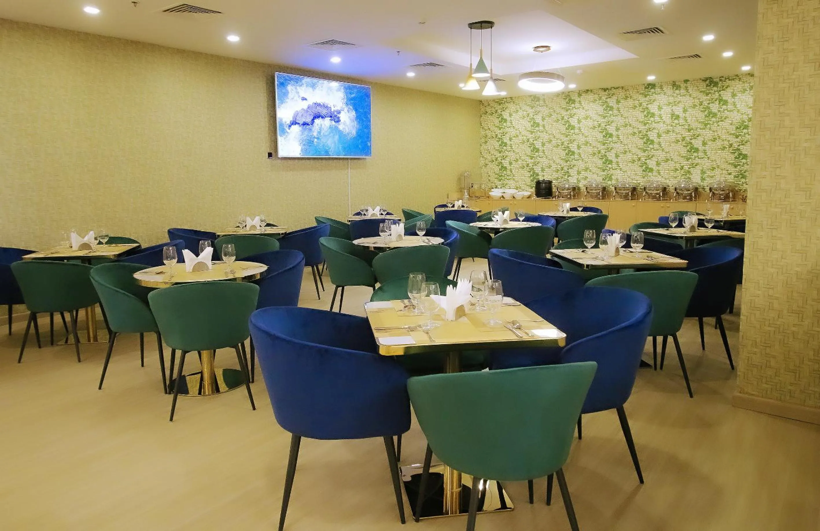 Restaurant/places to eat in The George Hotel by Saffron, Dubai Creek