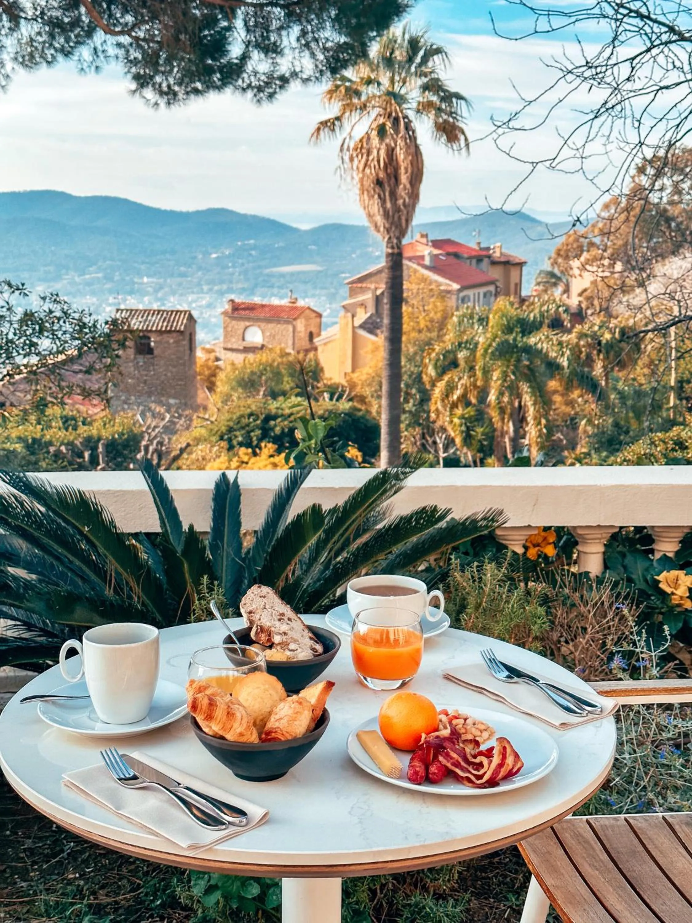 Day in Eden Rose Grand Hotel BW Premier Collection