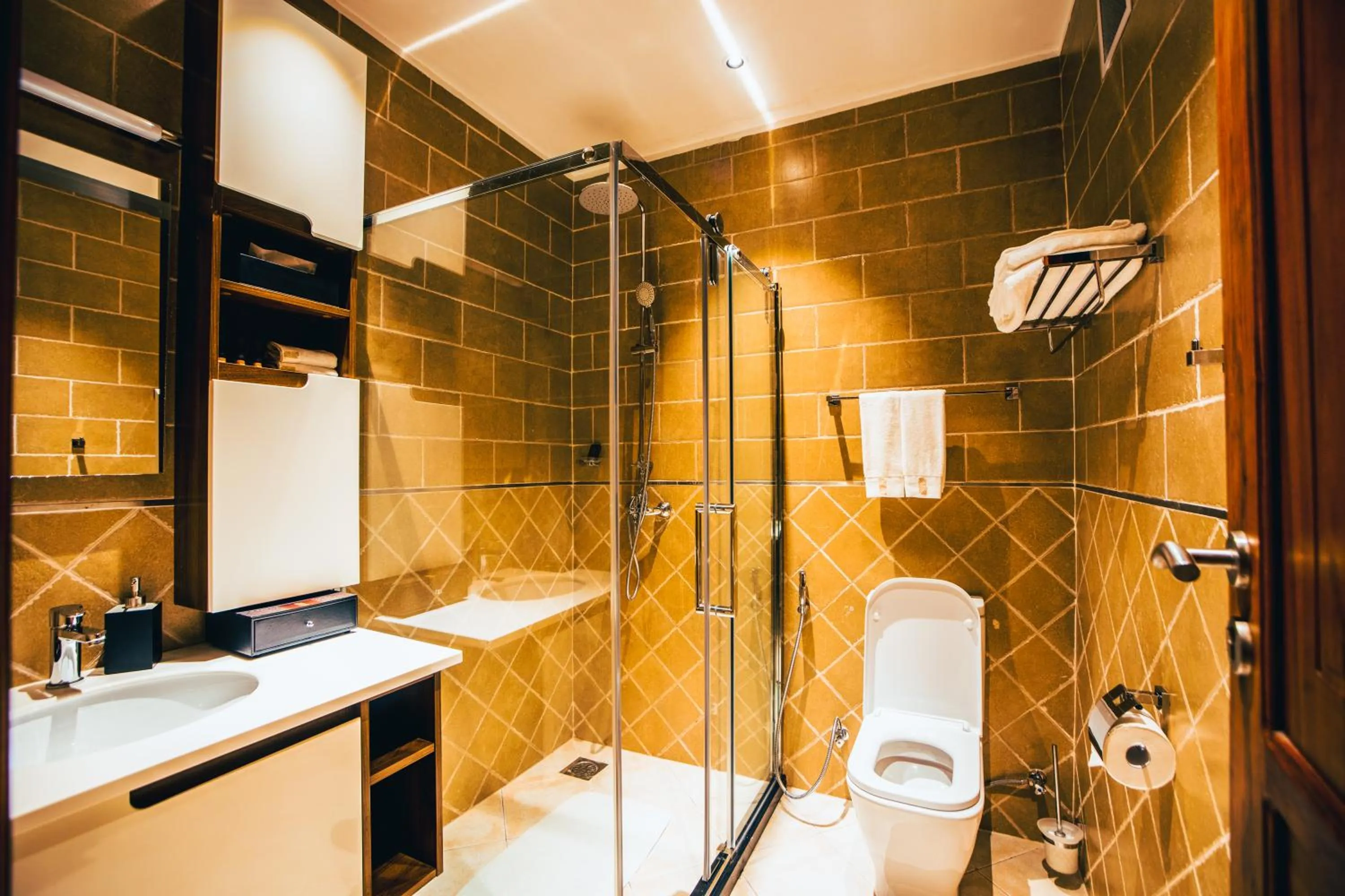 Bathroom in Blackwood Boutique Hotel and Apartments