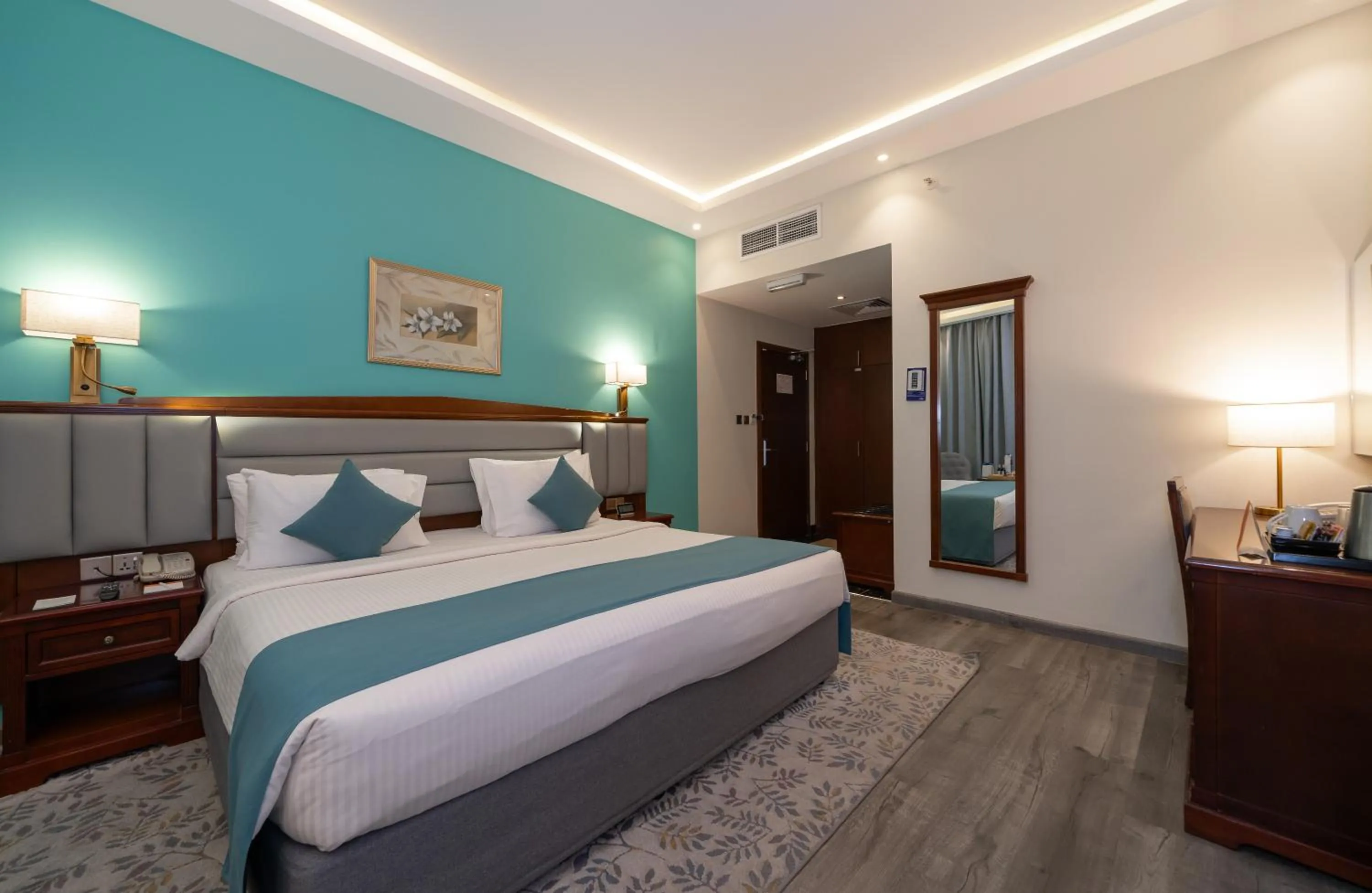 Photo of the whole room, Bed in Howard Johnson Bur Dubai