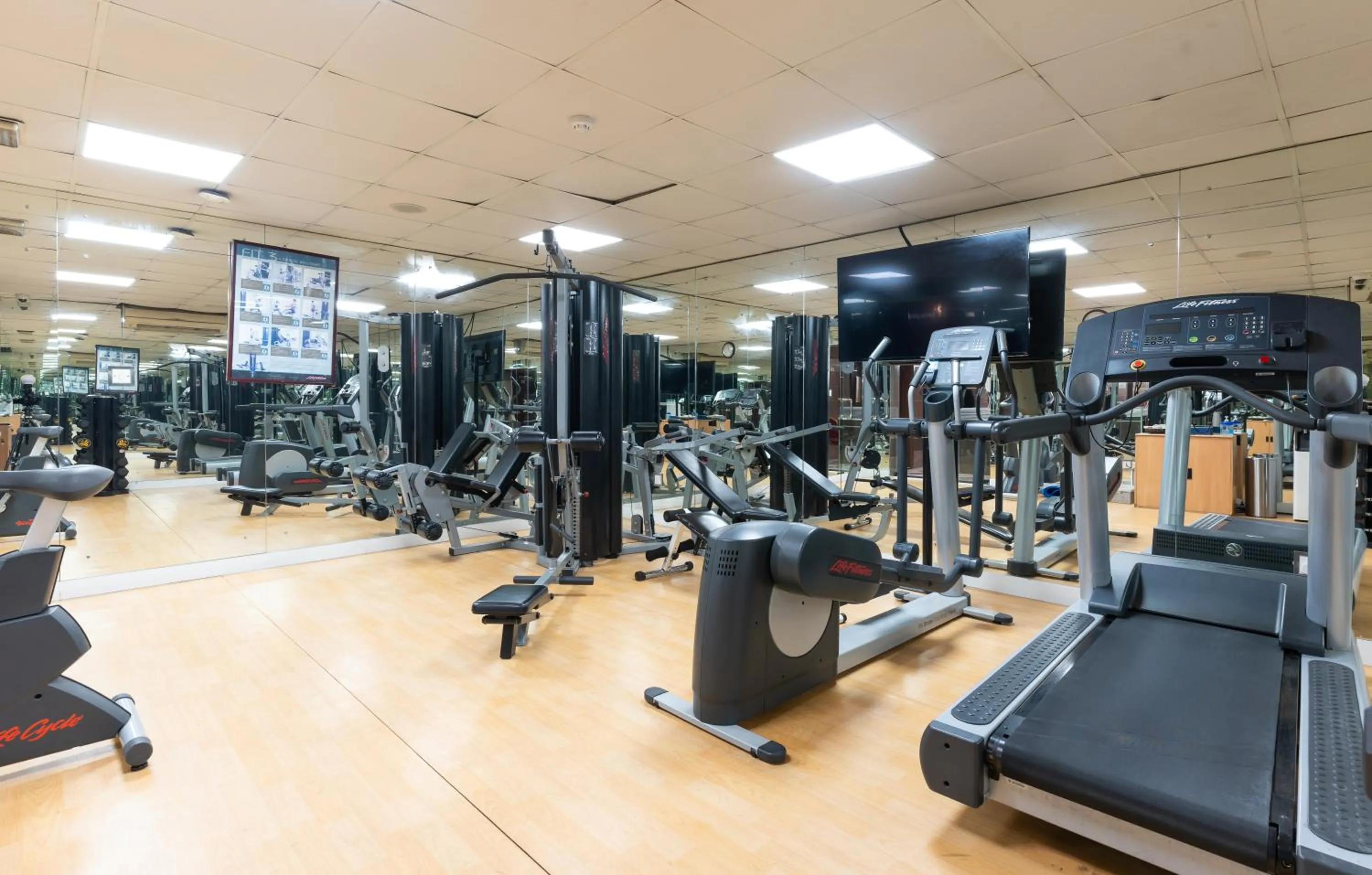 On site in Howard Johnson Bur Dubai