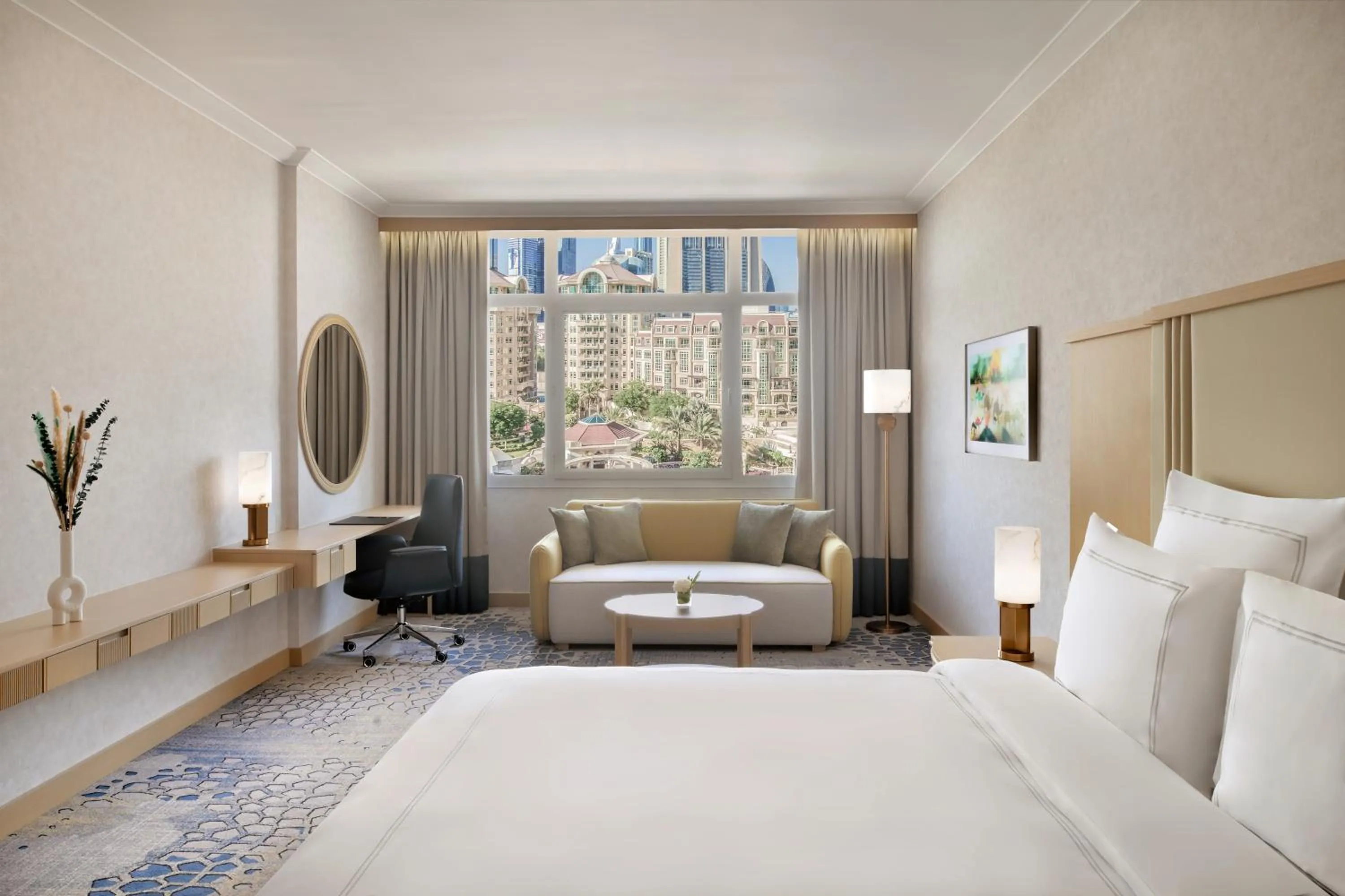 Bedroom, Bed in Swissôtel Al Murooj Dubai