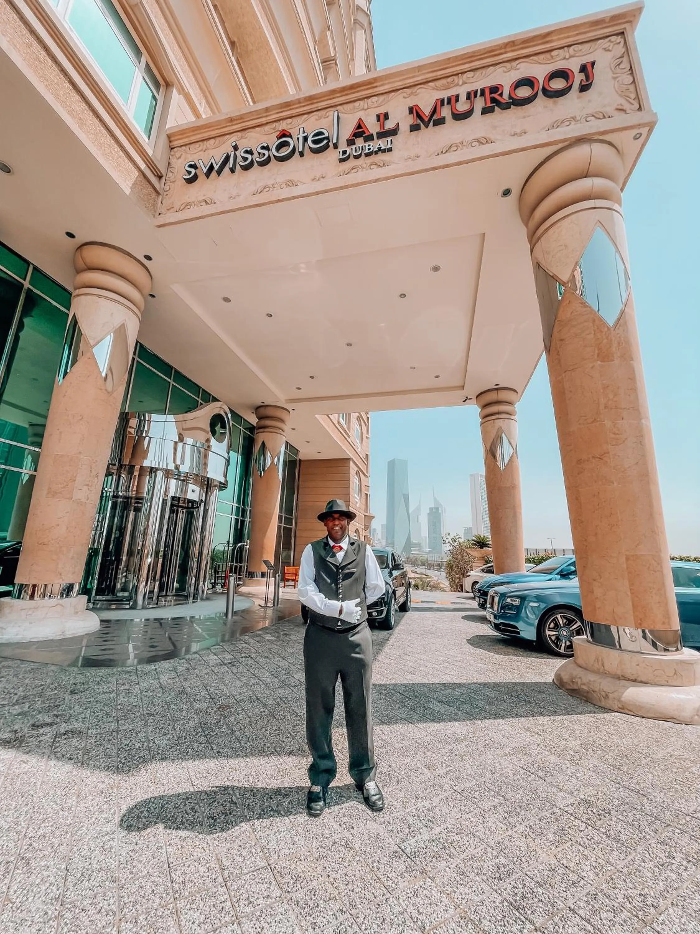 Facade/entrance in Swissôtel Al Murooj Dubai