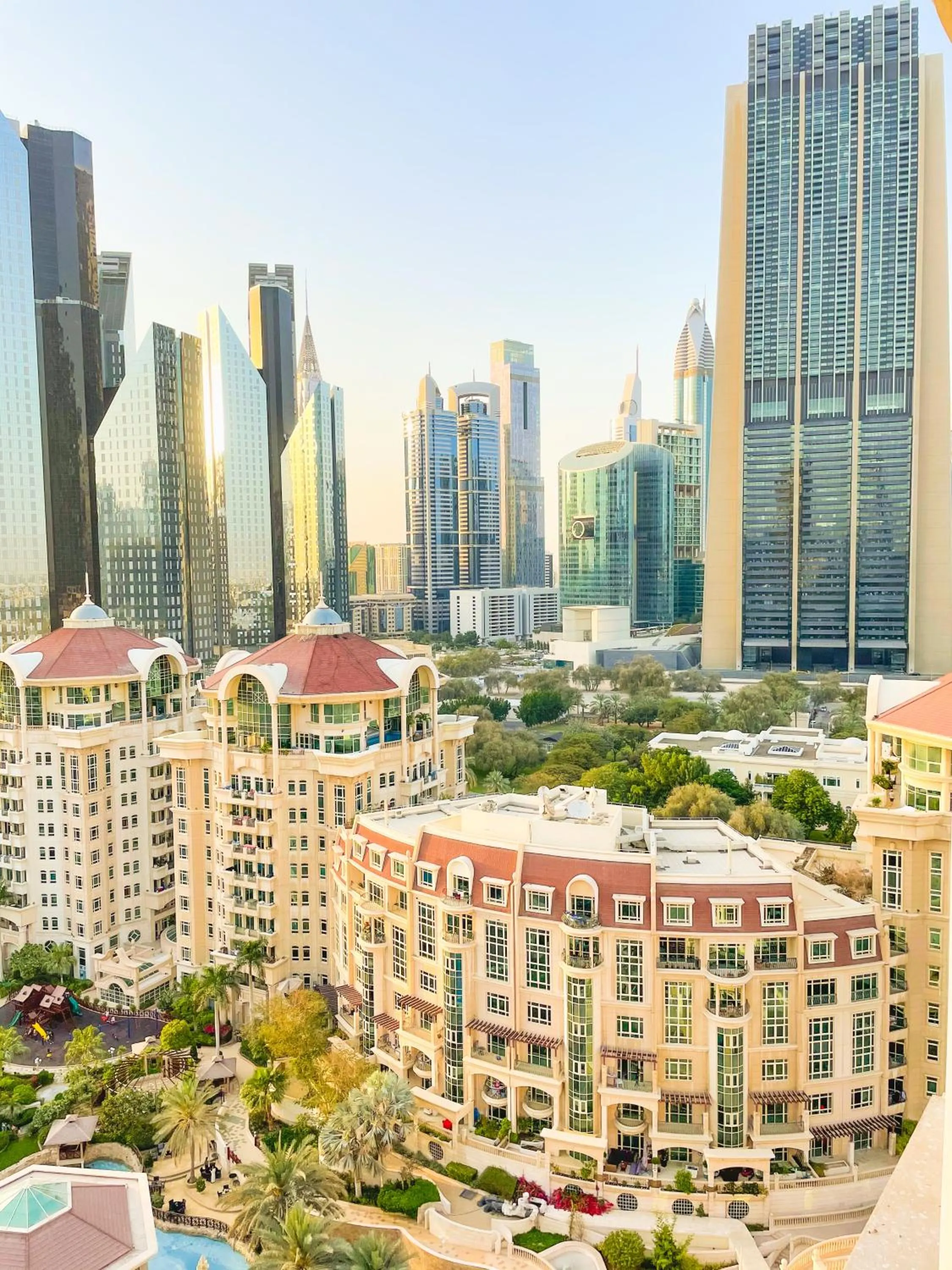 Property building in Swissôtel Al Murooj Dubai