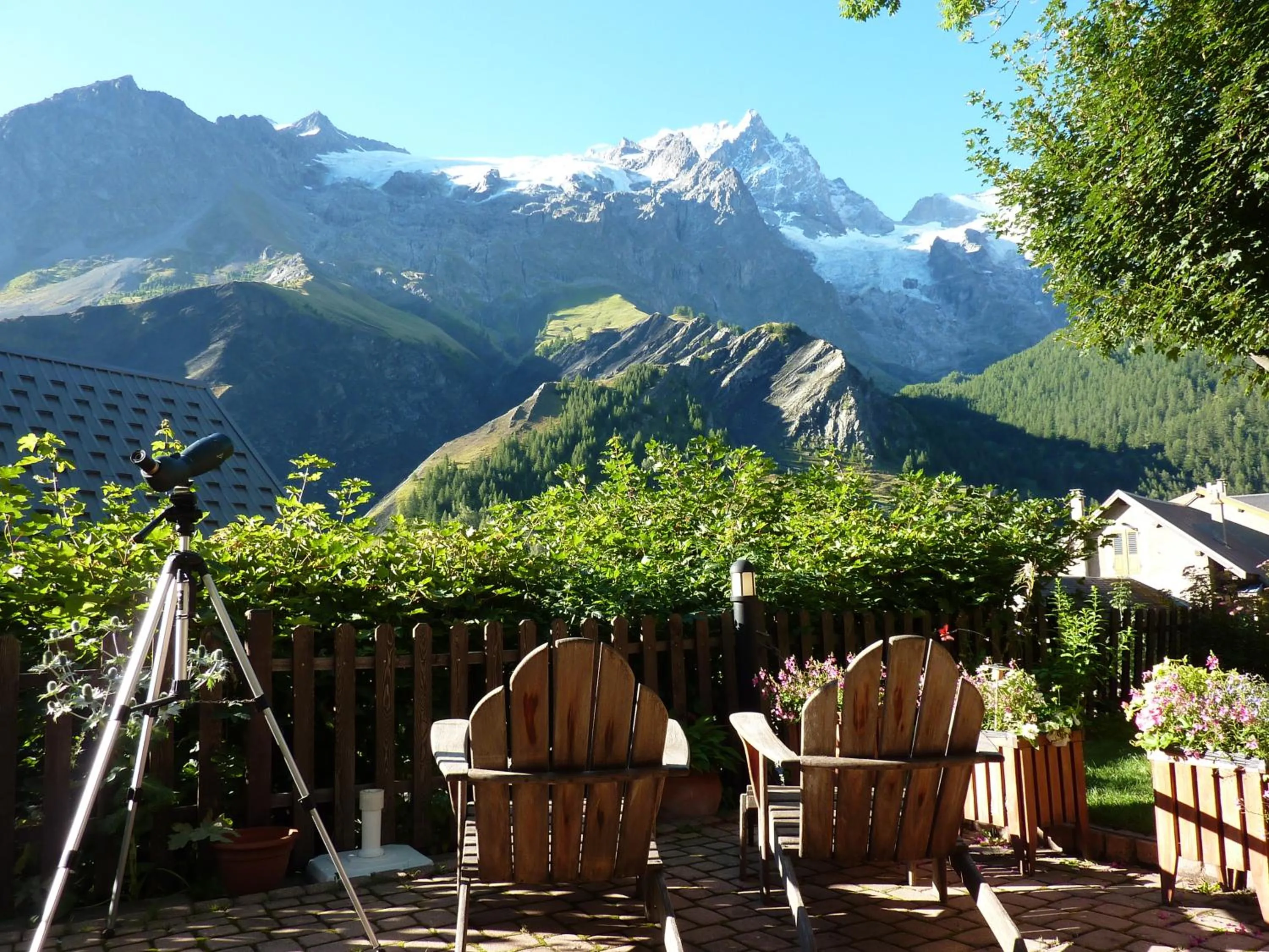 Summer in Hotel Auberge Edelweiss