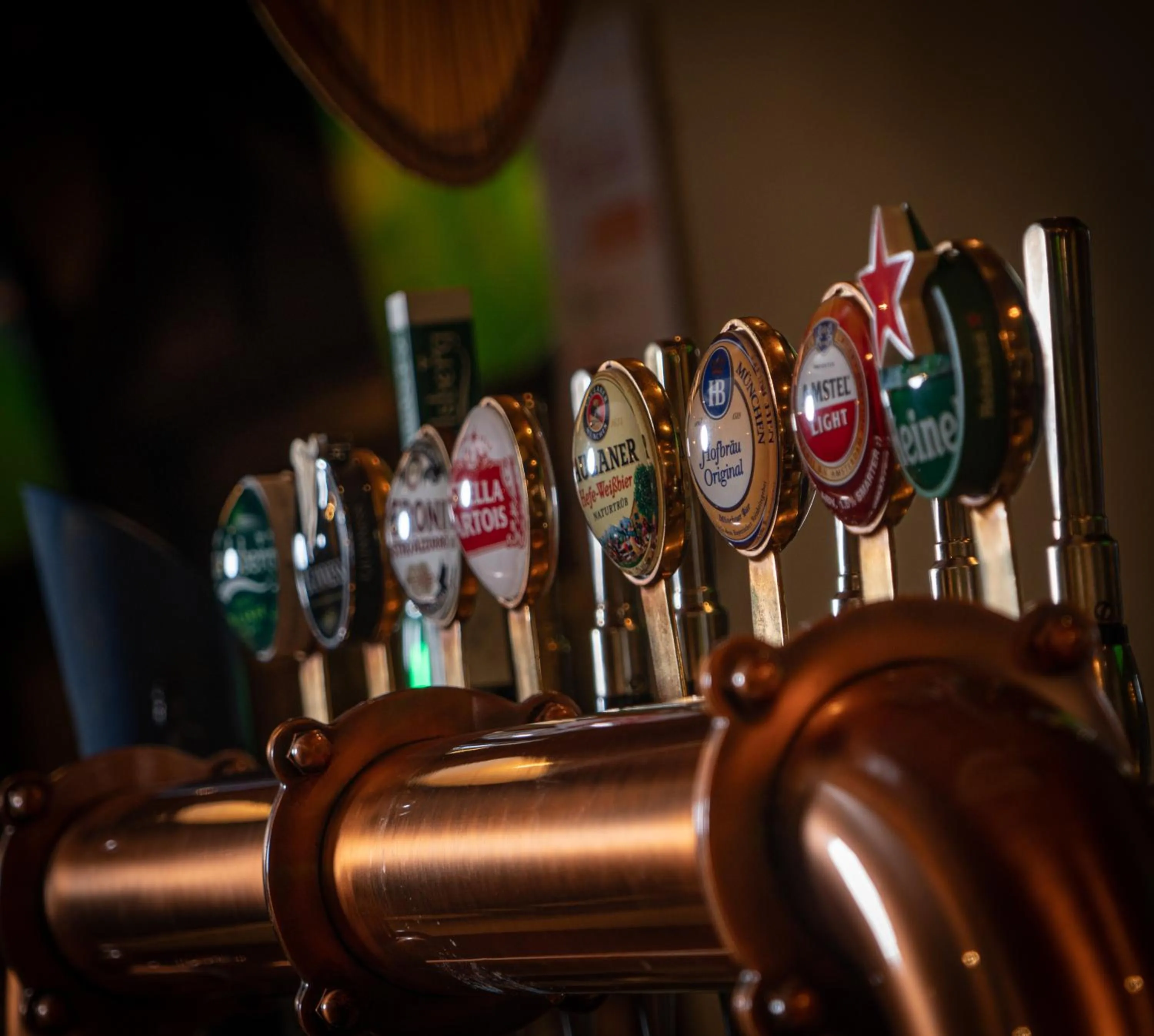 Restaurant/places to eat in Towers Rotana - Dubai