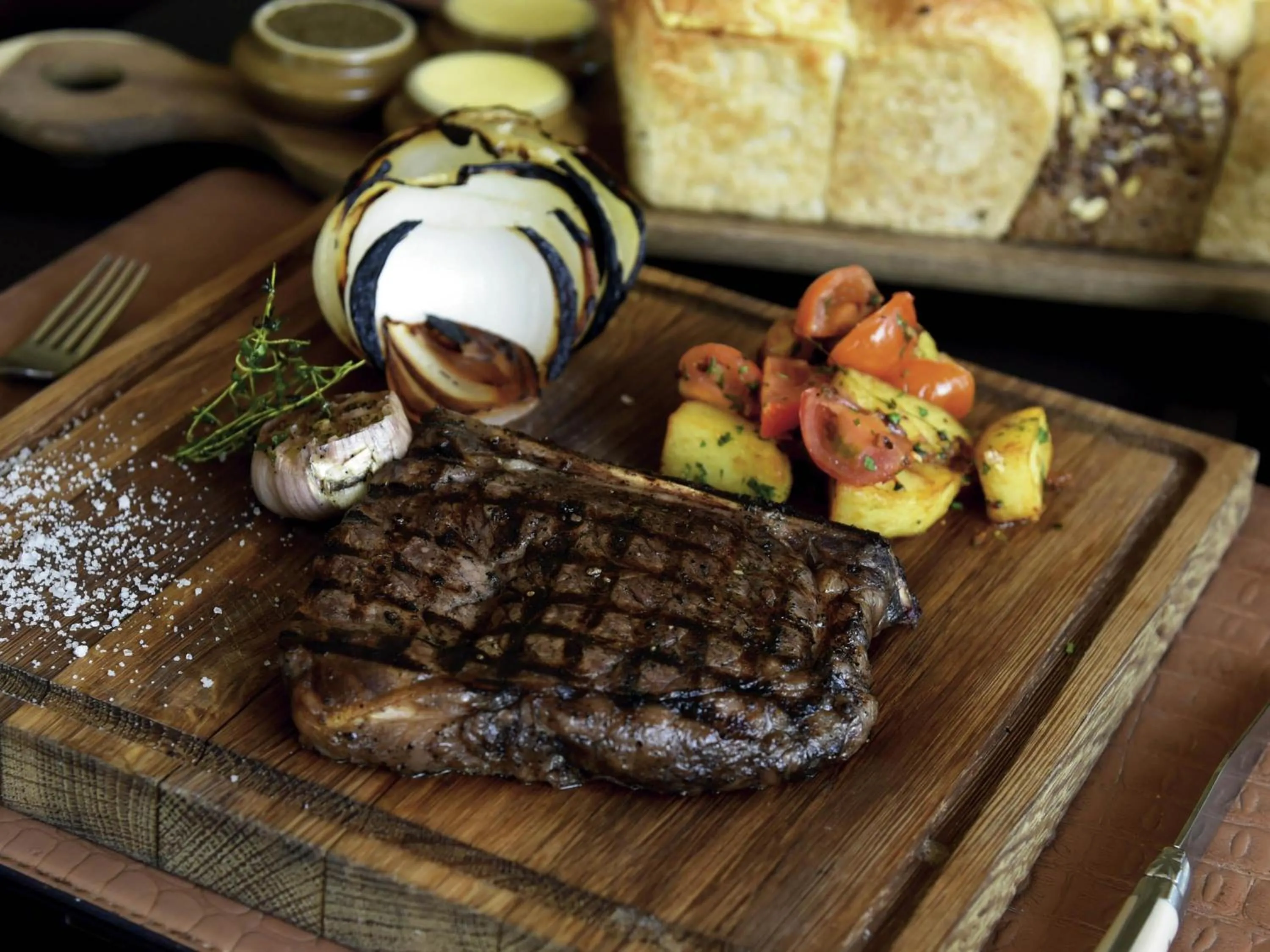 Restaurant/places to eat in Mövenpick Grand Al Bustan