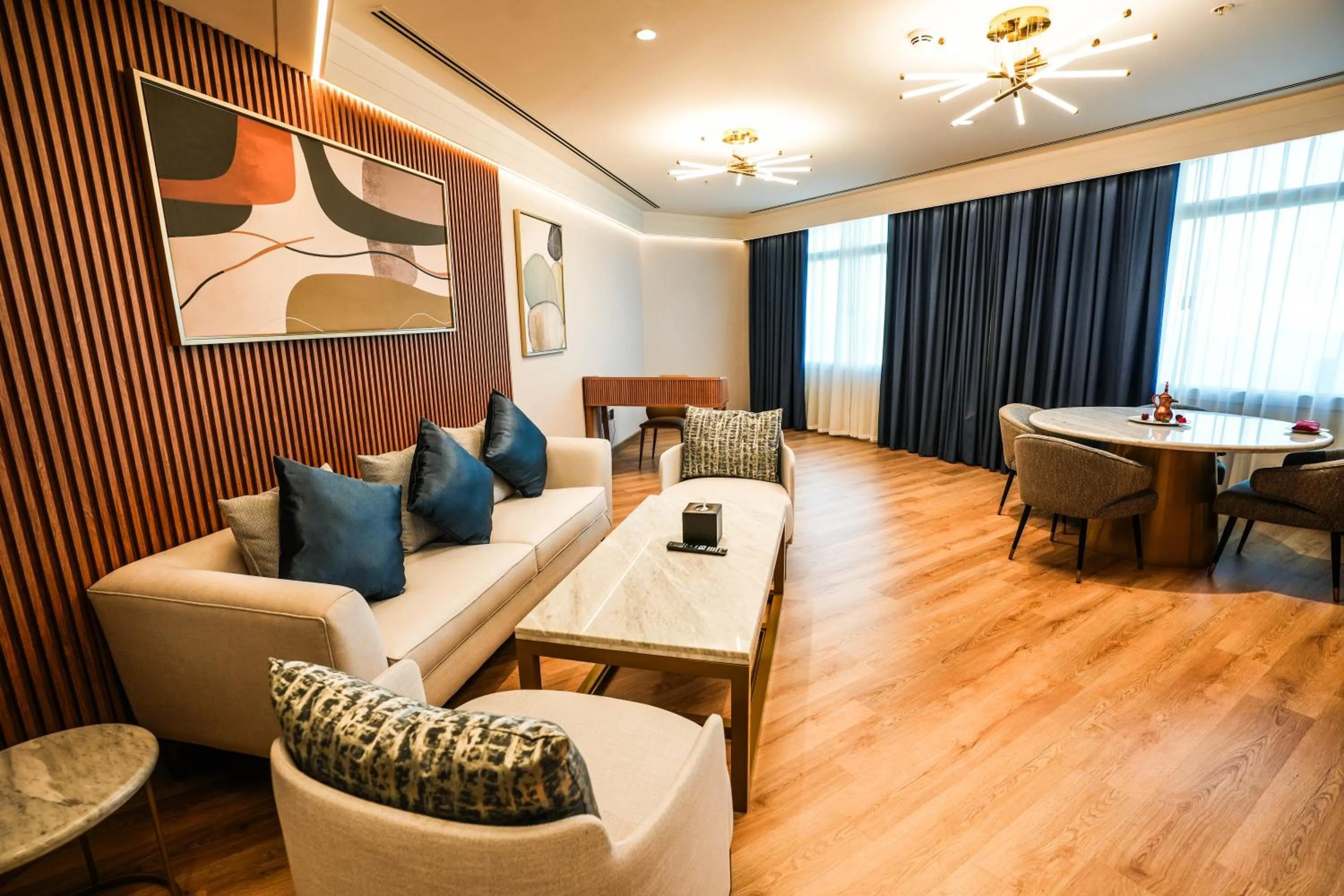 Bedroom in Mövenpick Grand Al Bustan