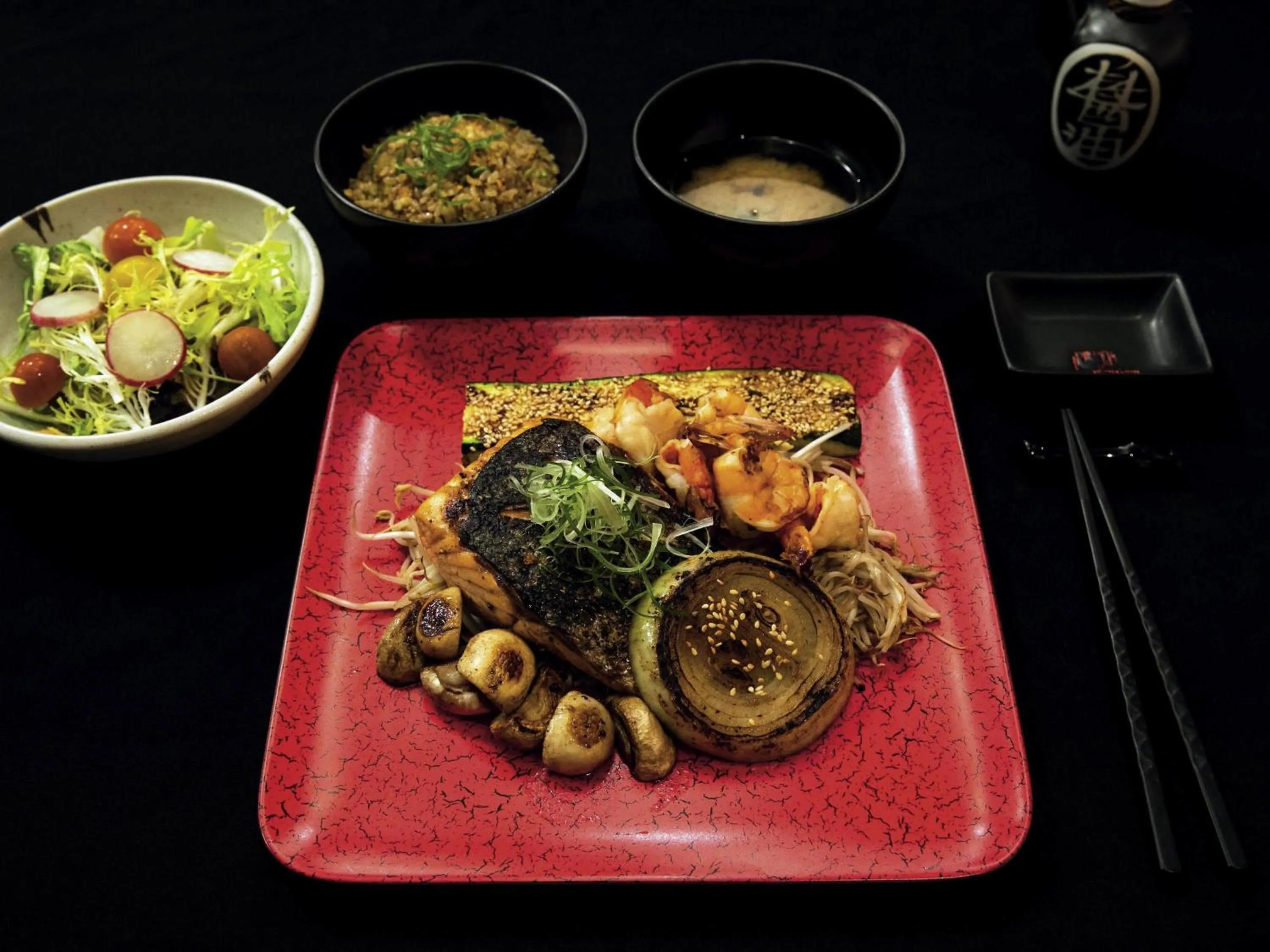 Restaurant/places to eat in Mövenpick Grand Al Bustan