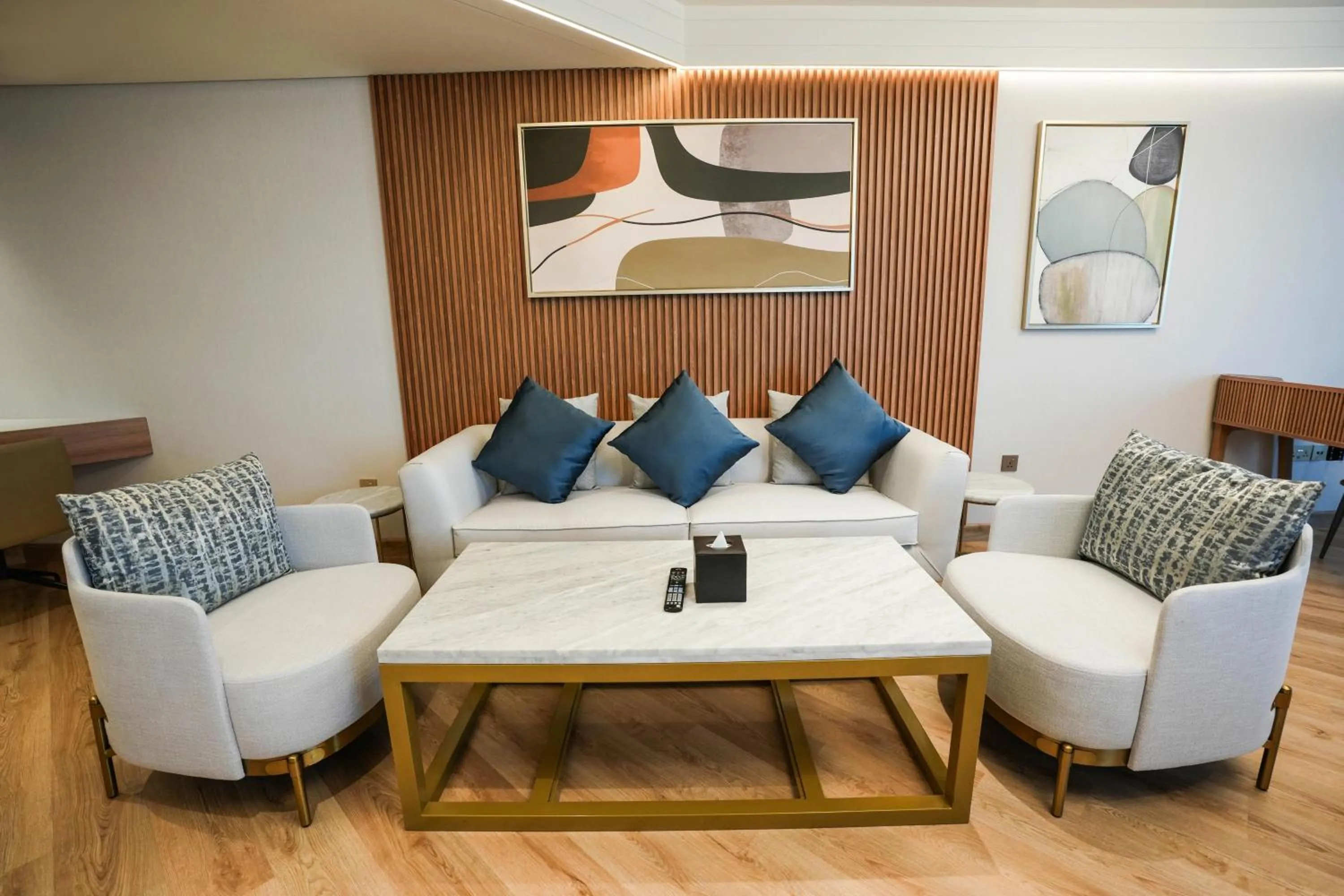 Bedroom in Mövenpick Grand Al Bustan