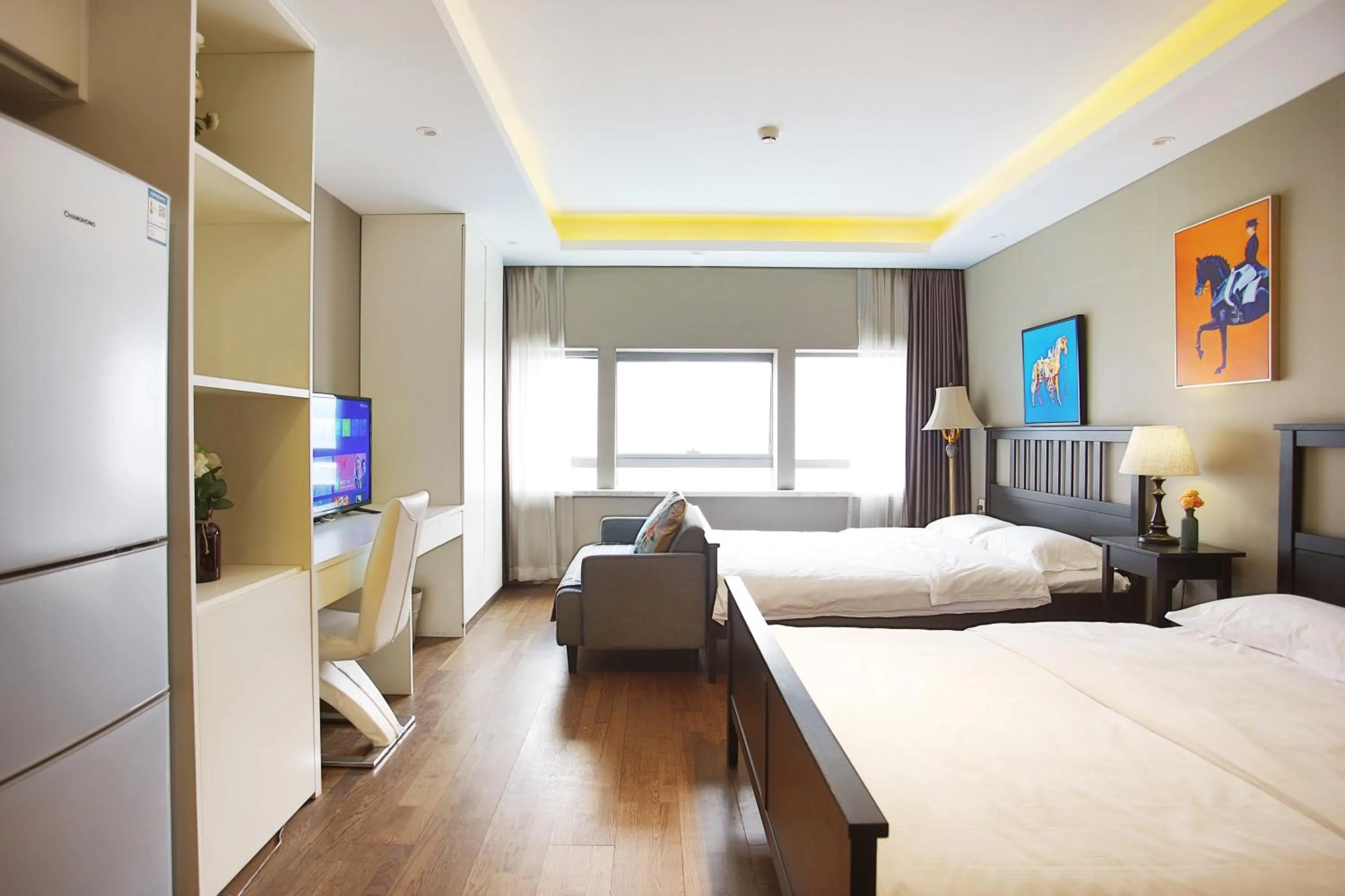 Bed in Yashi International Aparthotel