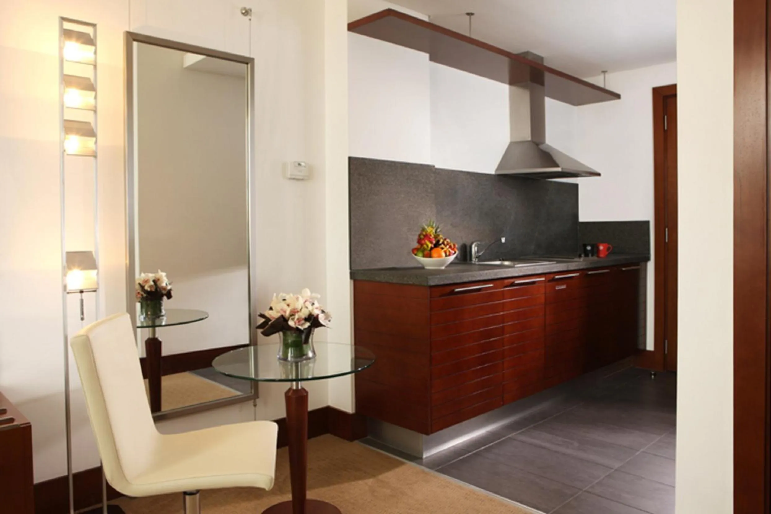 Kitchen or kitchenette in Villa Rotana