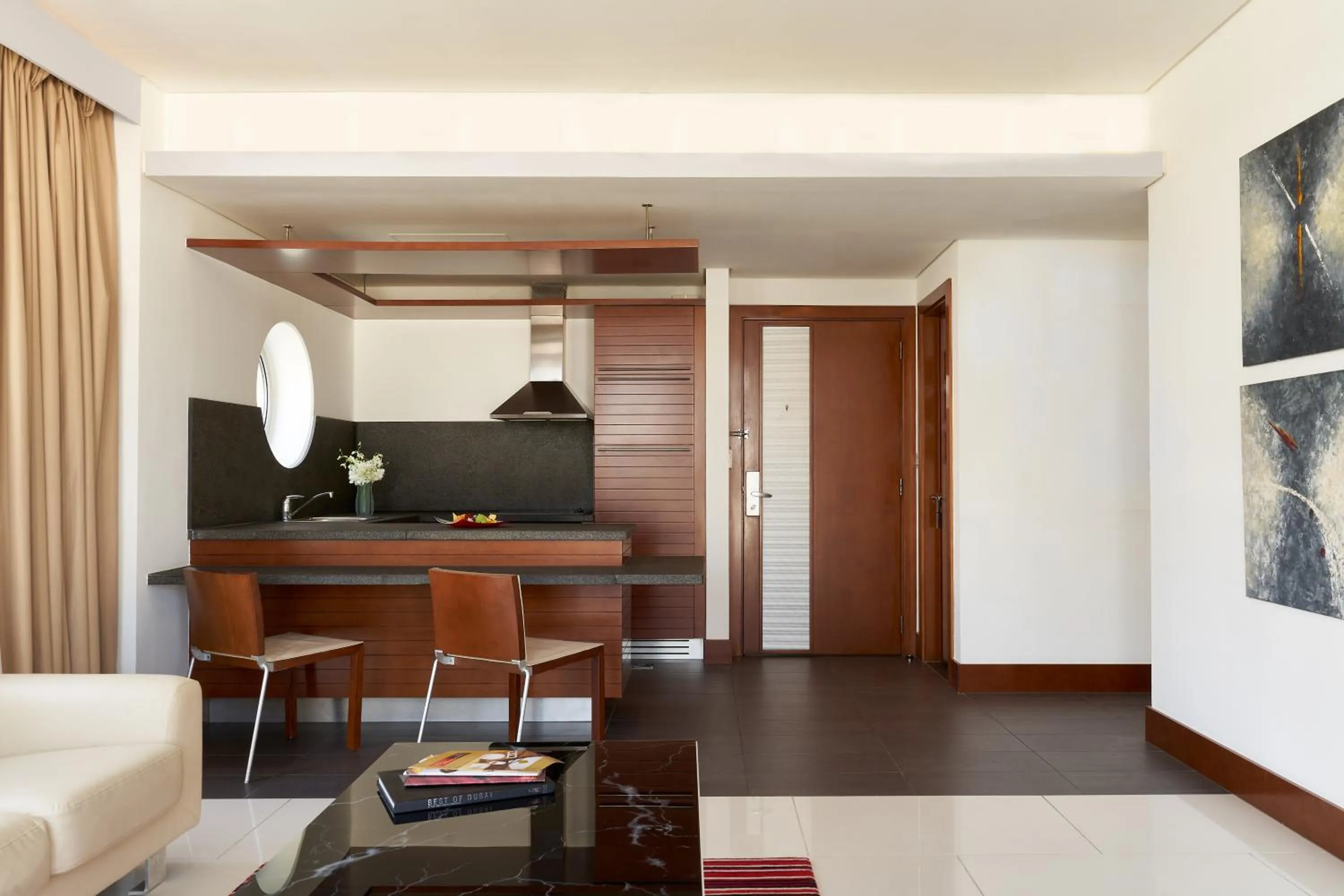 Kitchen or kitchenette in Villa Rotana