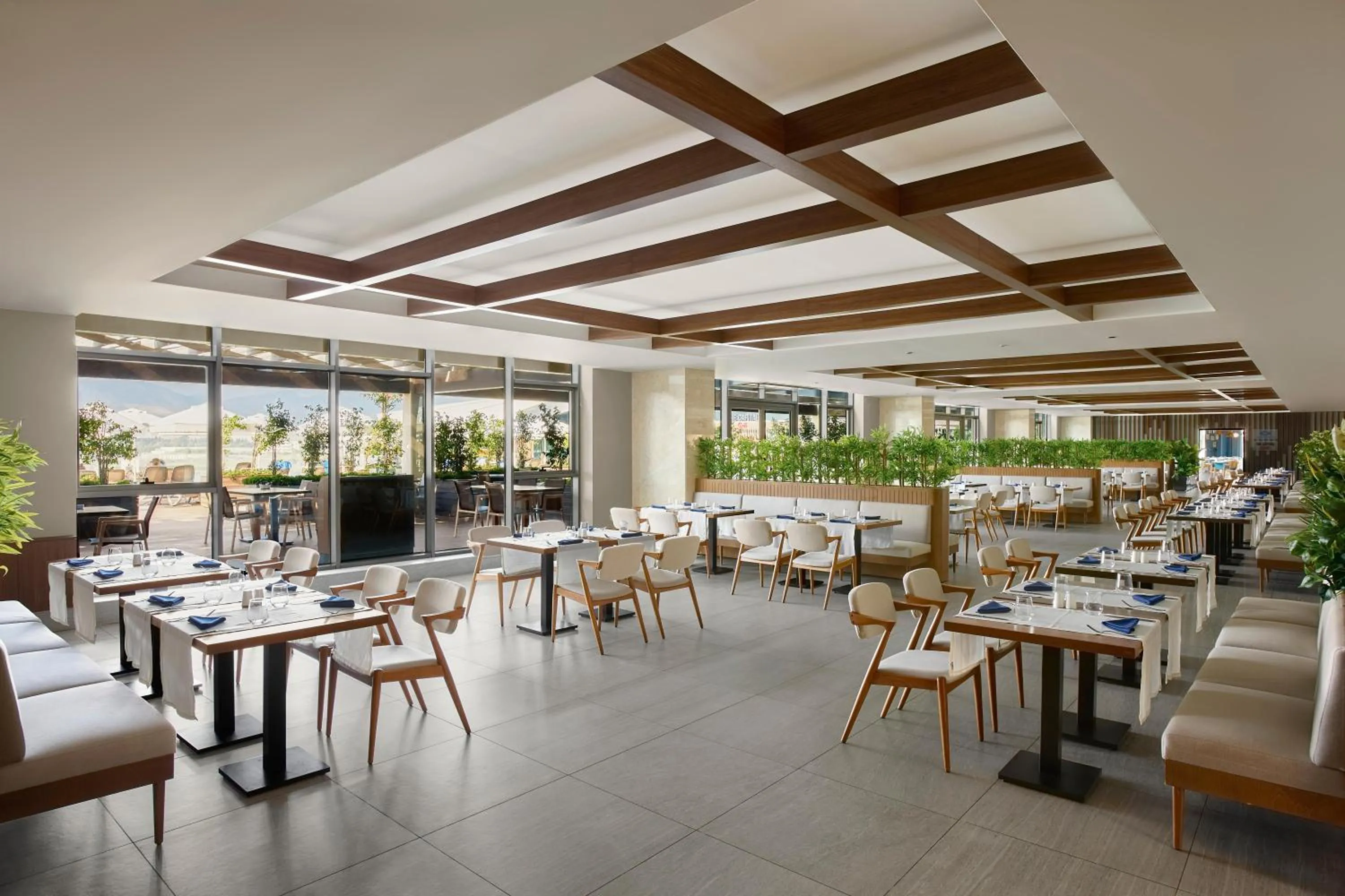 Restaurant/places to eat in Concorde Tower Hotel & Casino