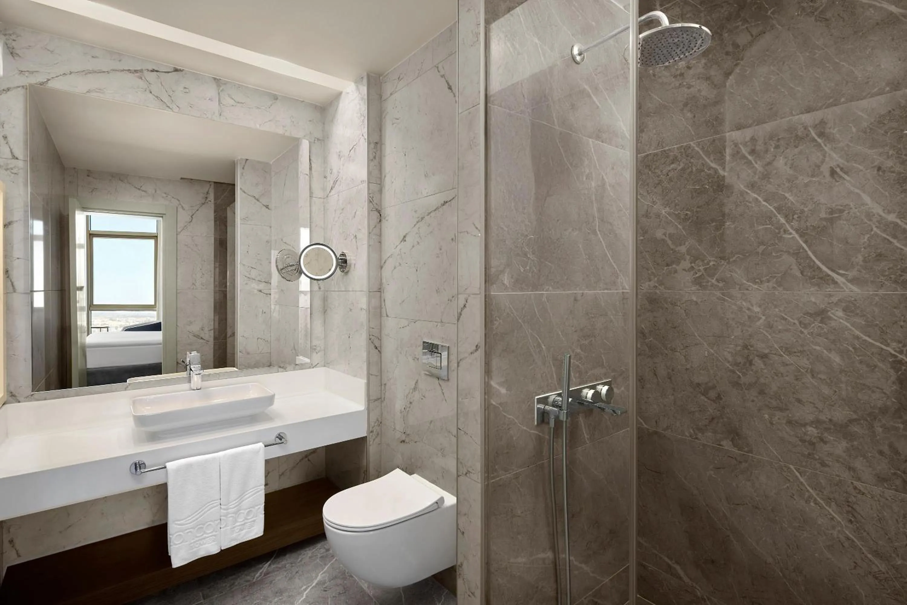 Shower in Concorde Tower Hotel & Casino