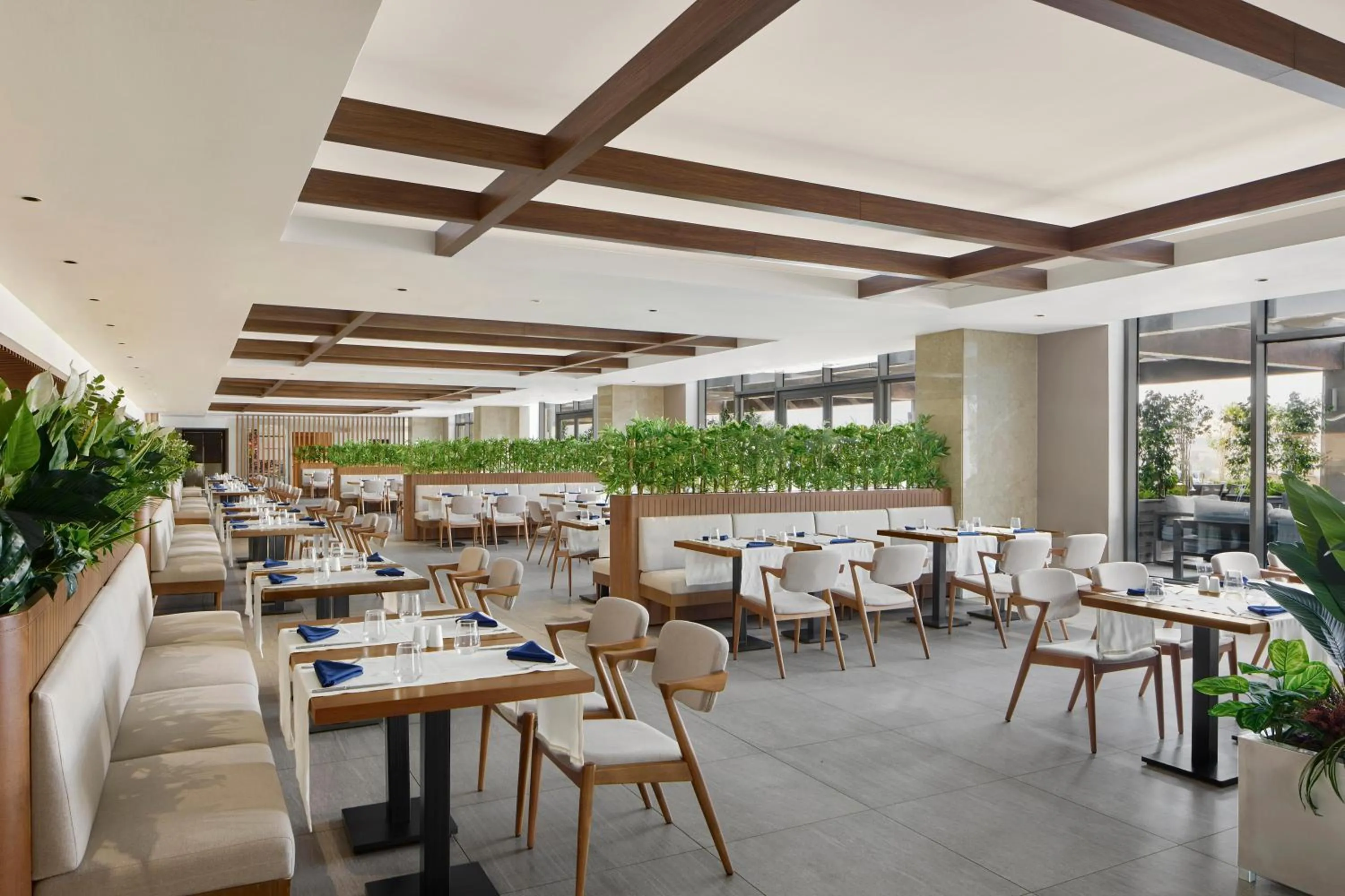 Restaurant/places to eat in Concorde Tower Hotel & Casino