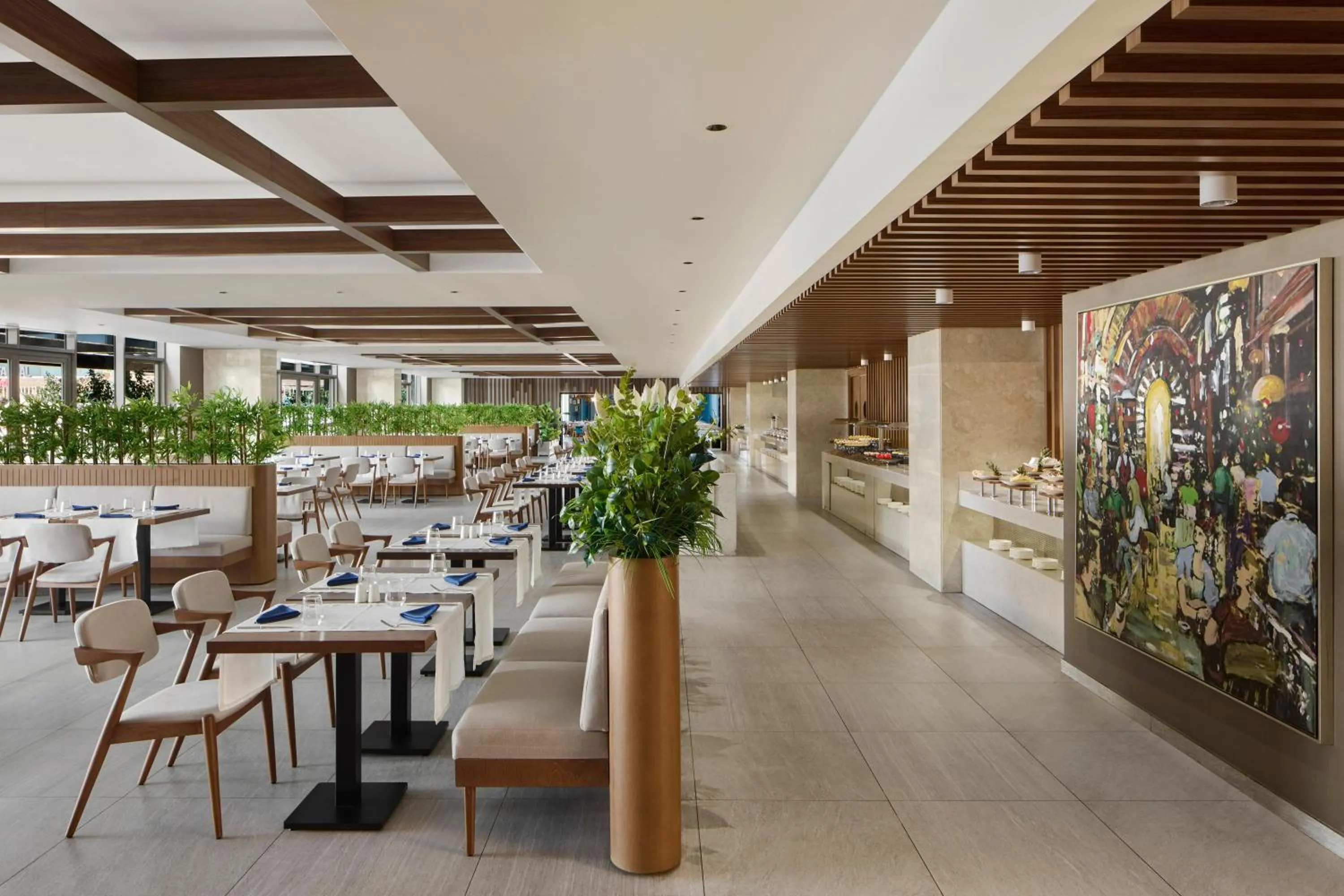 Restaurant/places to eat in Concorde Tower Hotel & Casino