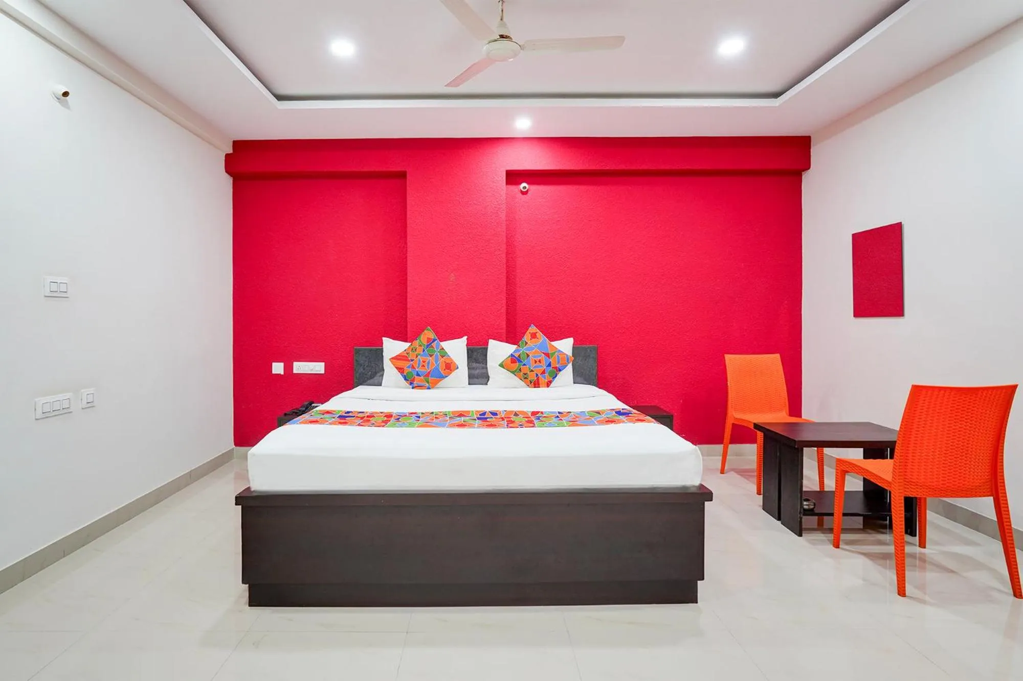 Bed in FabHotel Atithi Residency - Nr Kaikondrahalli Lake