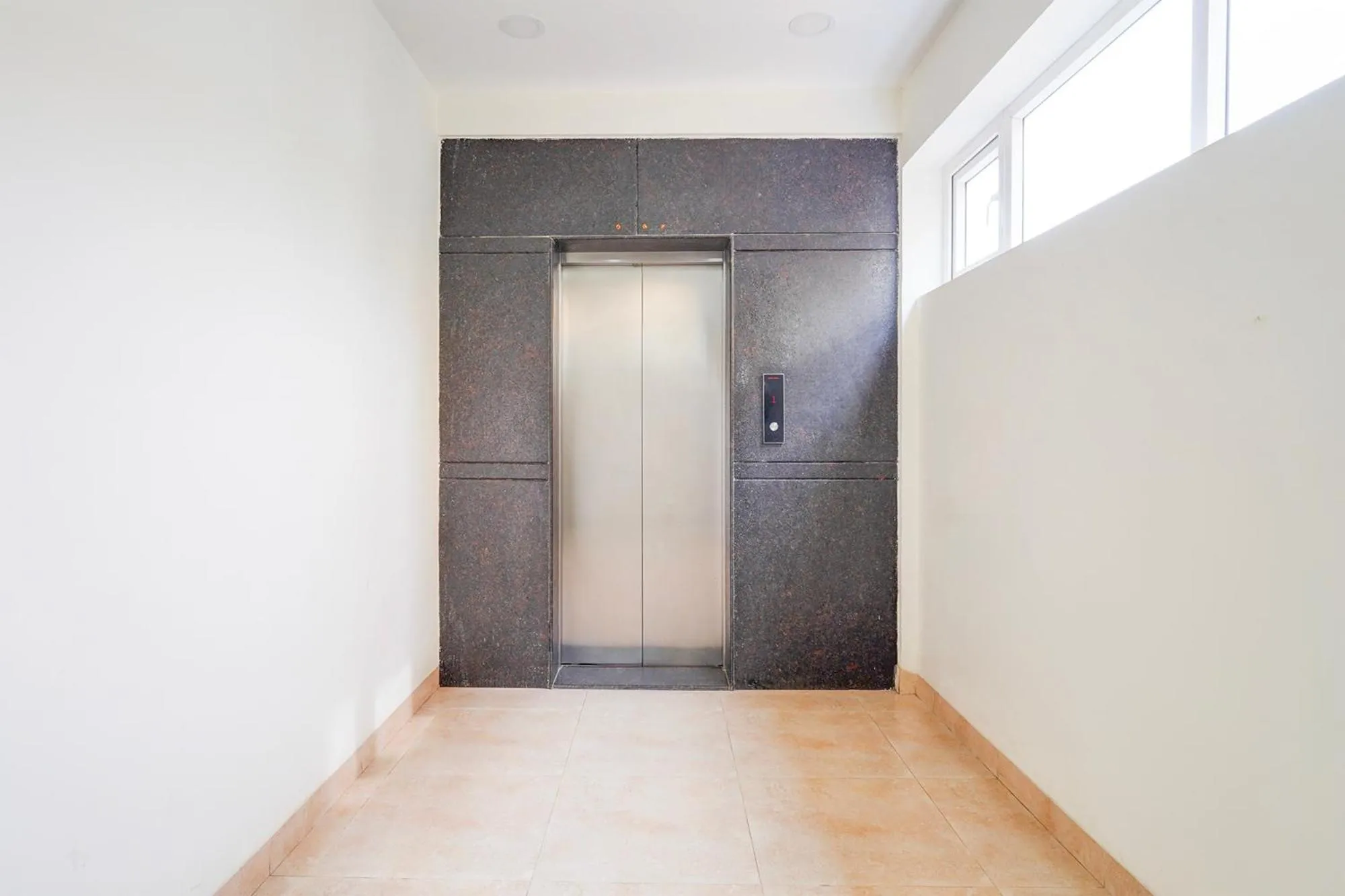 elevator in FabHotel Atithi Residency - Nr Kaikondrahalli Lake