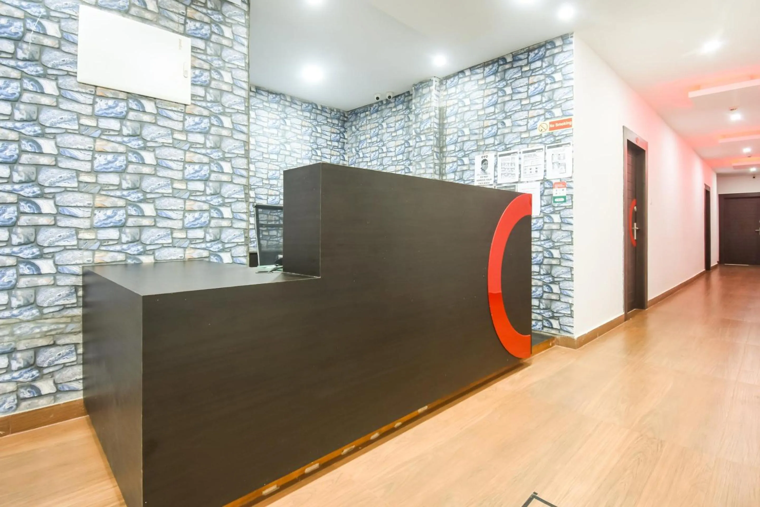 Lobby or reception in Hotel O Red Velvet Premium