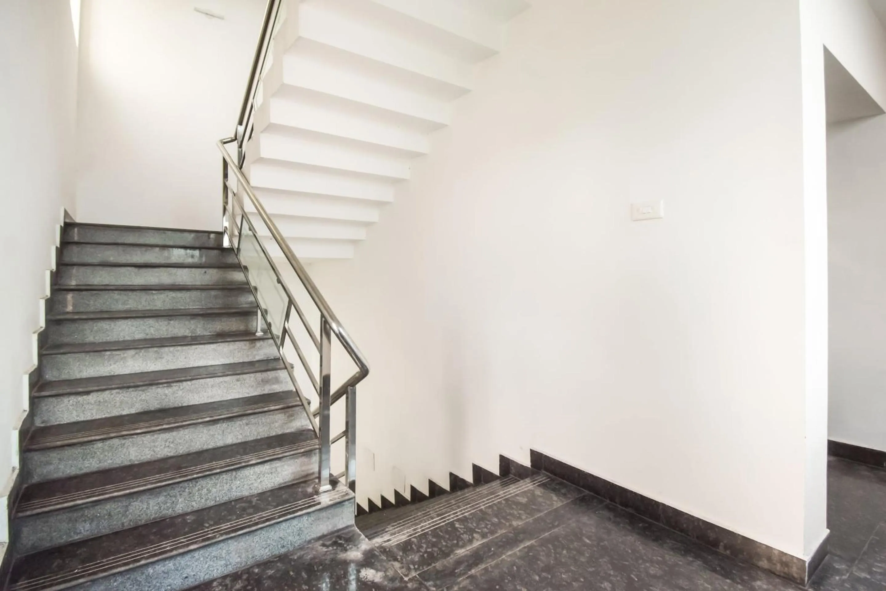 Lobby or reception in Hotel O Red Velvet Premium