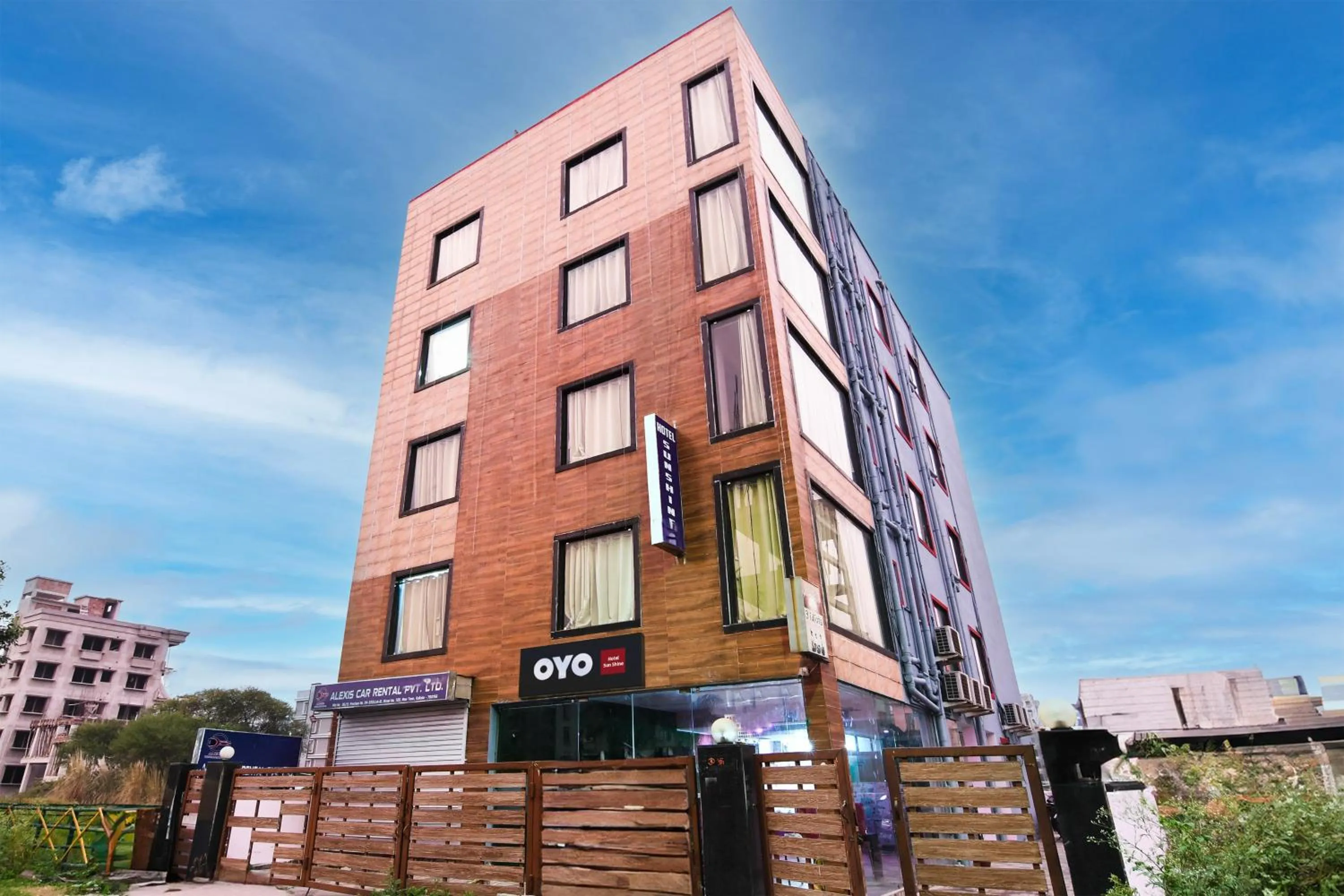 Hotel O Sunshine Near Netaji Subhash Chandra Bose International Airport