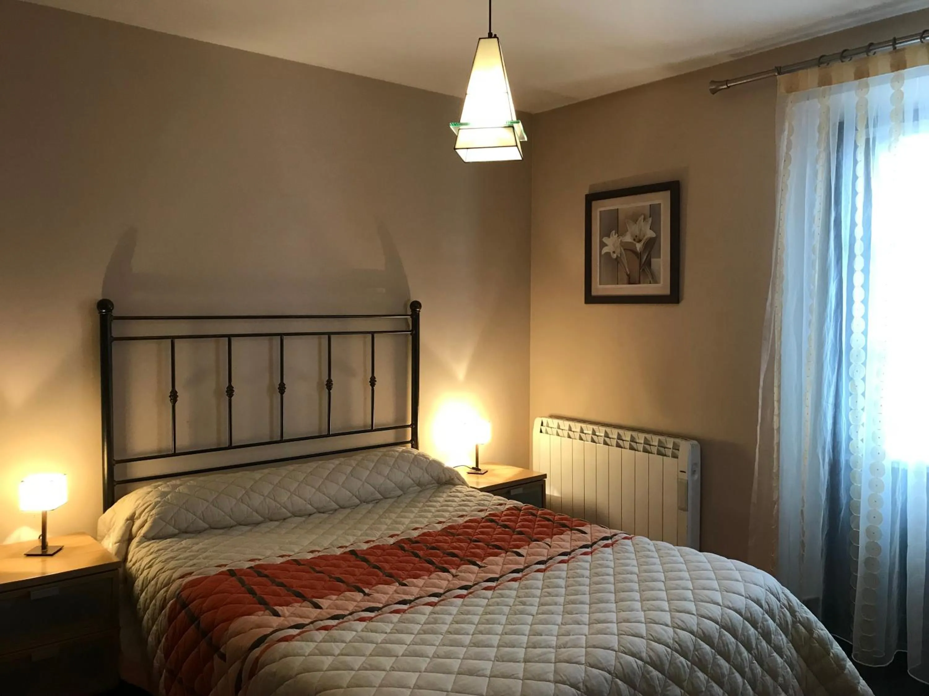 Bed in Apartamentos Ebro Reinosa