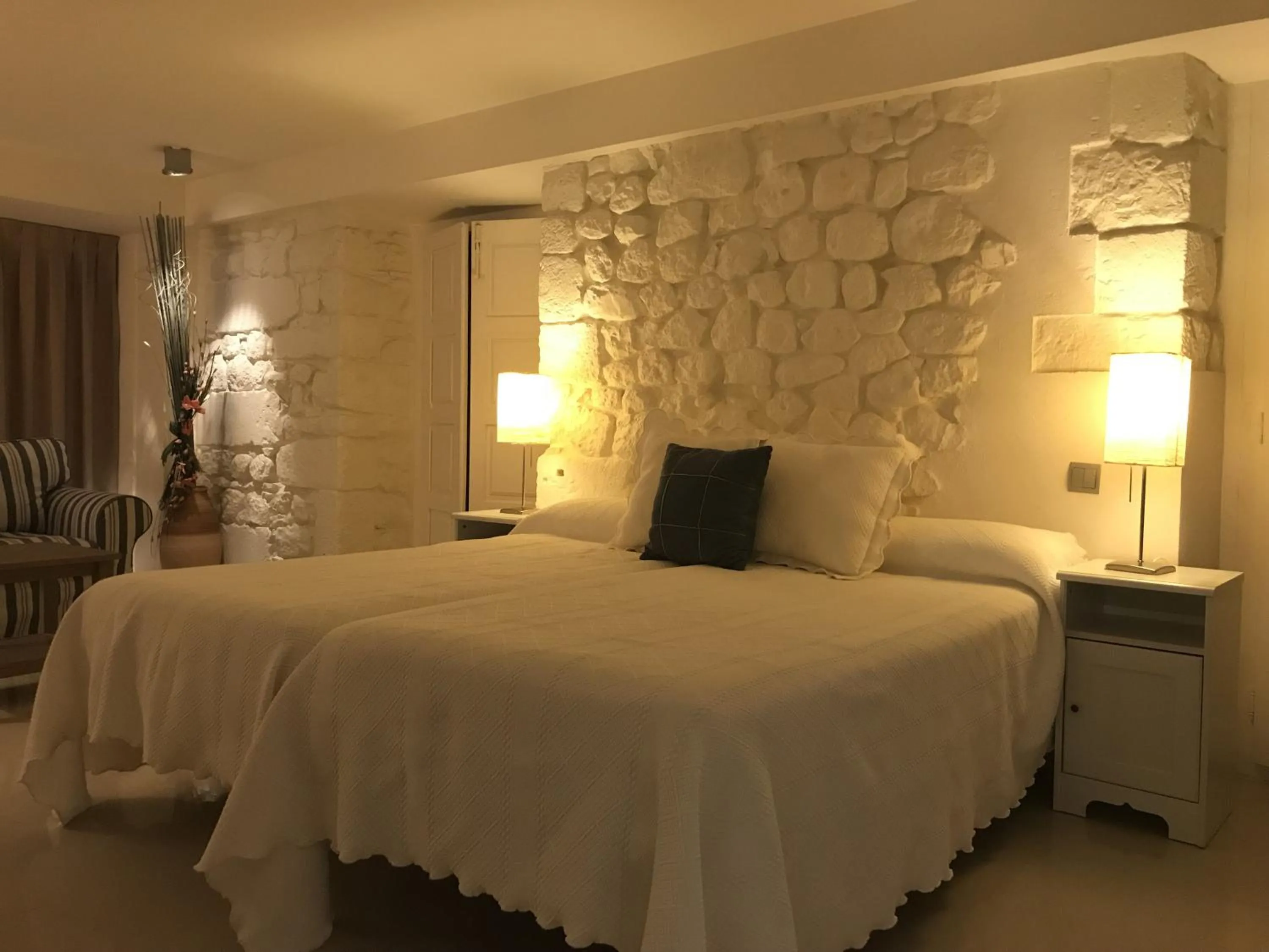 Bed in Apartamentos Ebro Reinosa