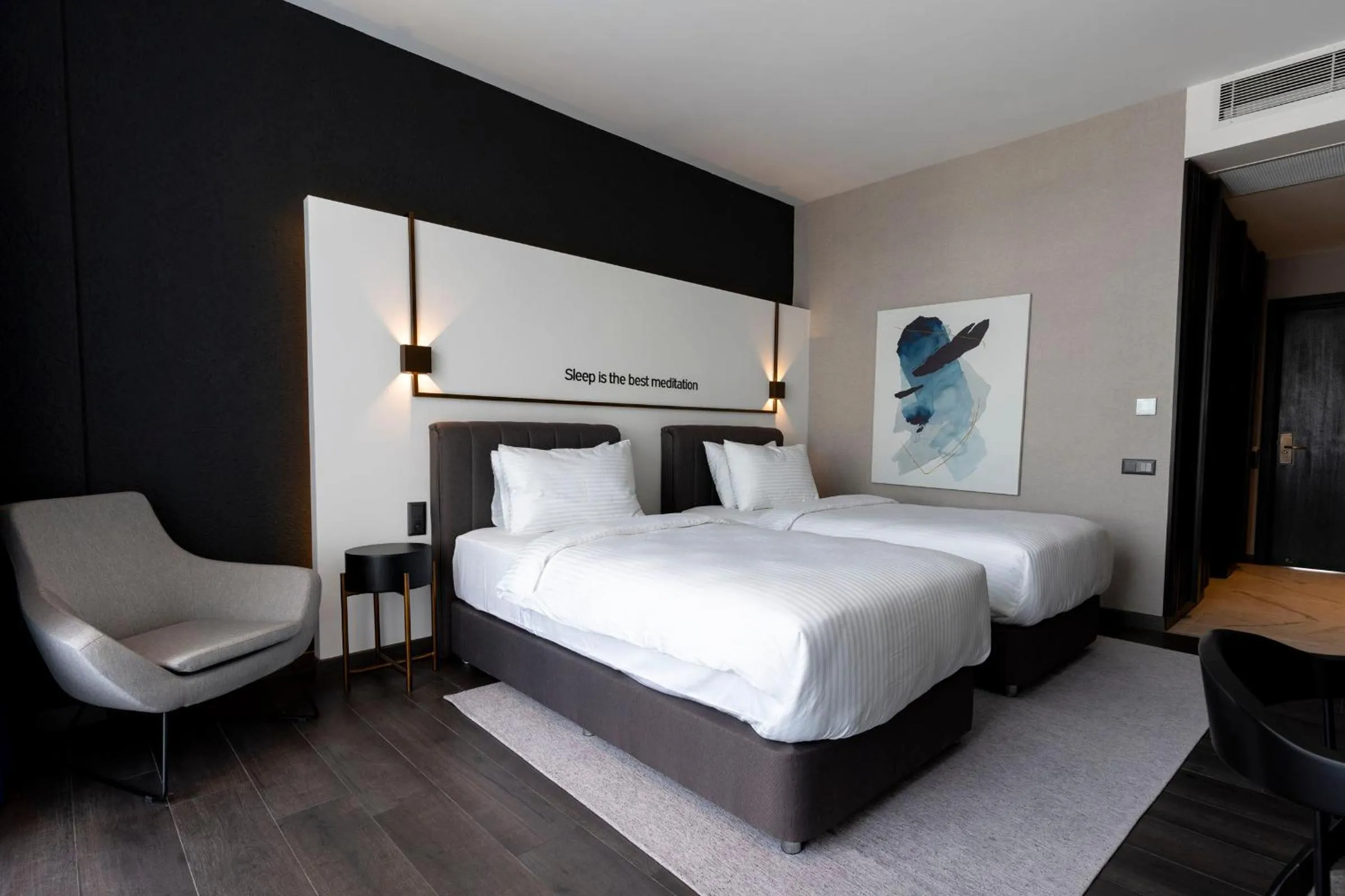 Photo of the whole room, Bed in Hotel Bonvie