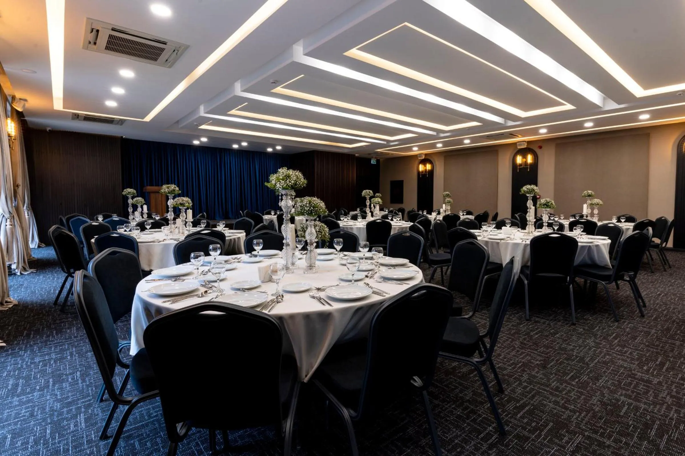 Business facilities in Hotel Bonvie