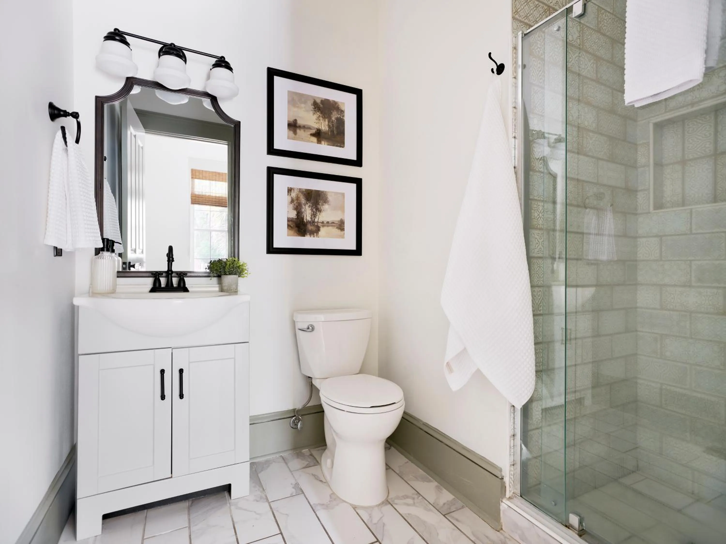 Bathroom in 111 Waldburg street Beautifully Renovated Historic 5 bedroom 5 bath