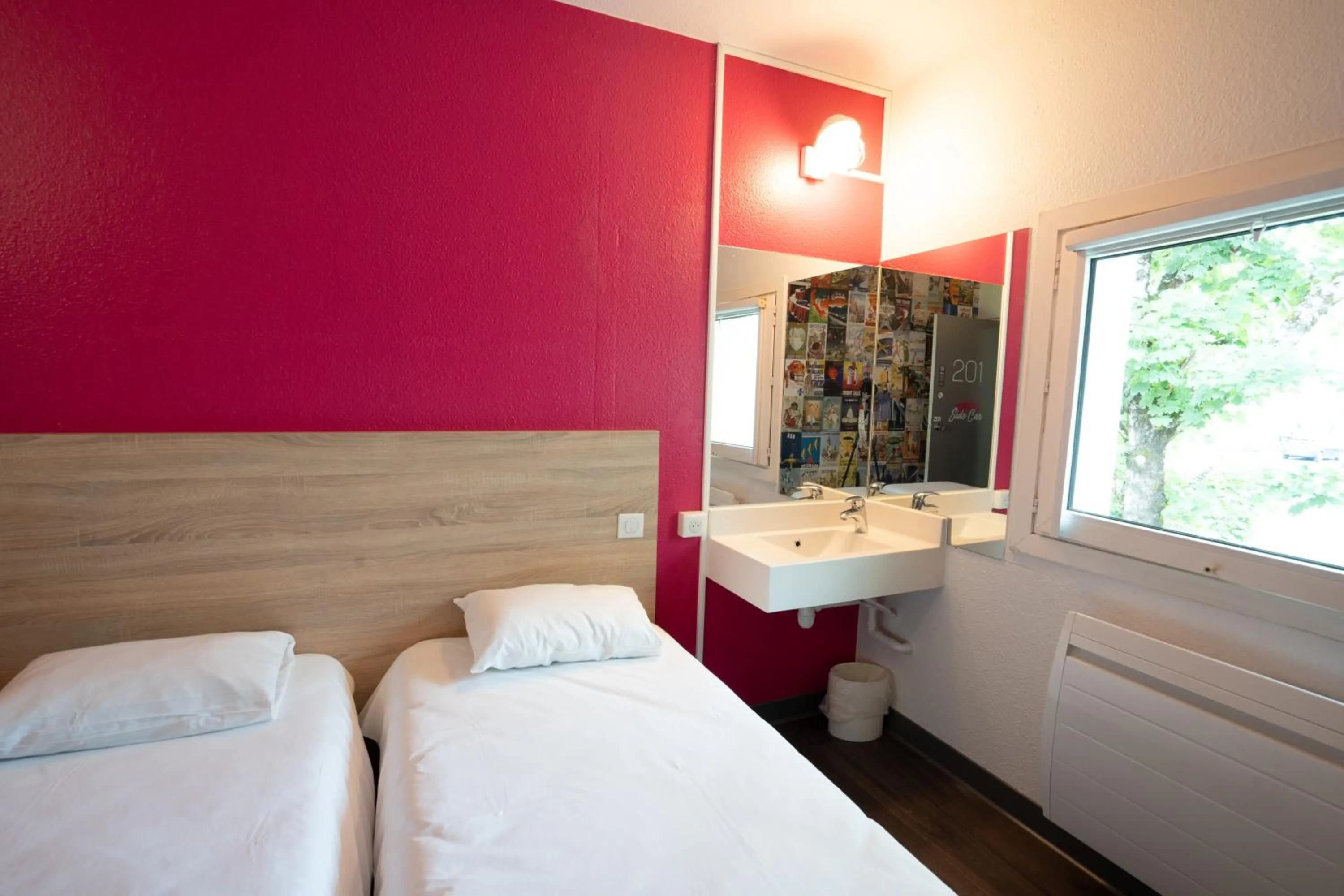 Bedroom, Bed in hotelF1 Brive Ussac