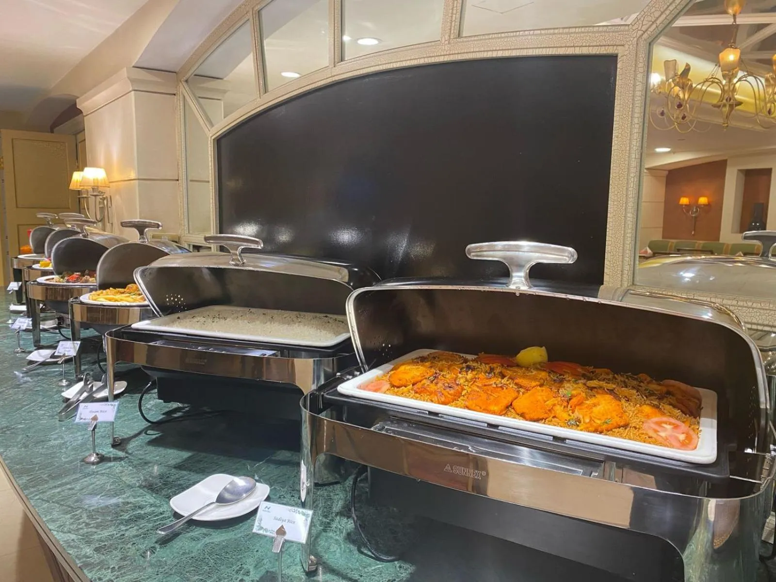 Food in Novel Hotel City Center