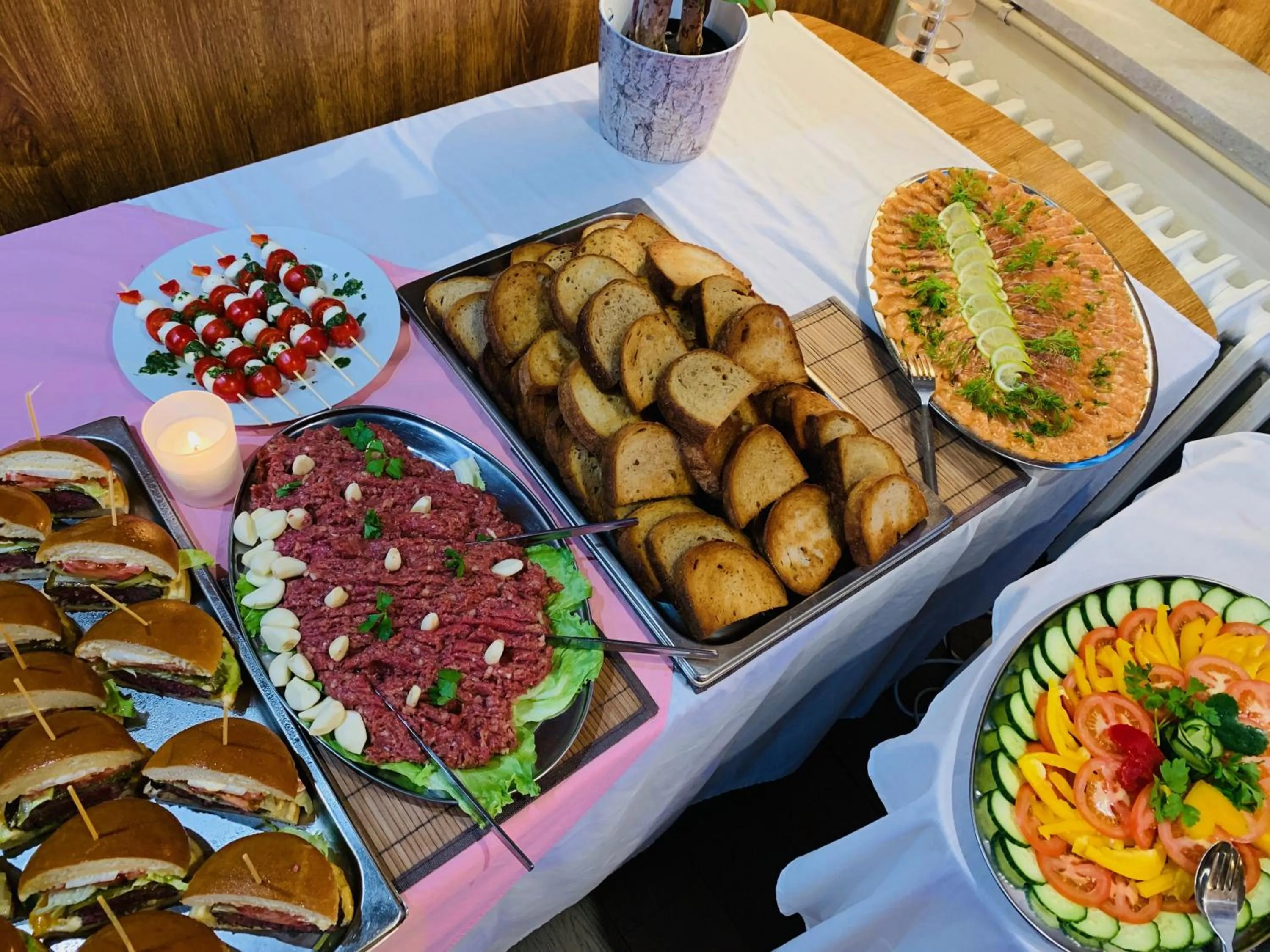 Food in Horský hotel Jelenovská s bazénem v ceně