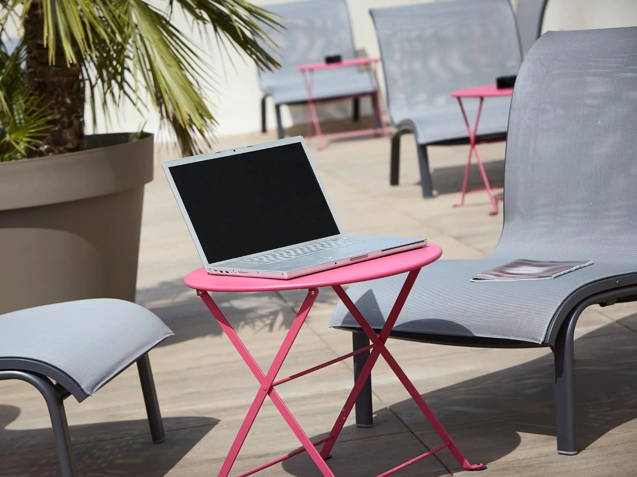 Patio in Kyriad Marseille Blancarde - Timone