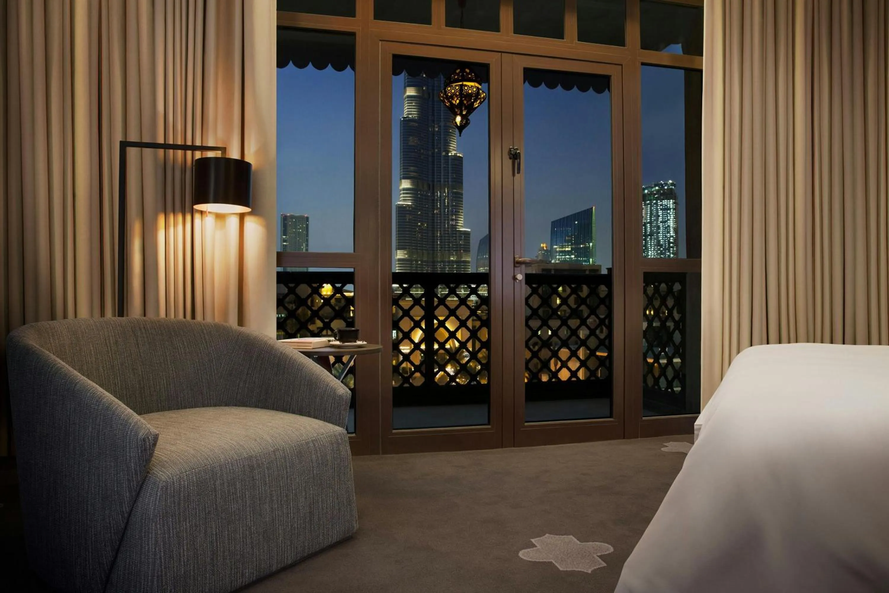 Photo of the whole room, Bed in The Heritage Hotel, Autograph Collection, Downtown Dubai
