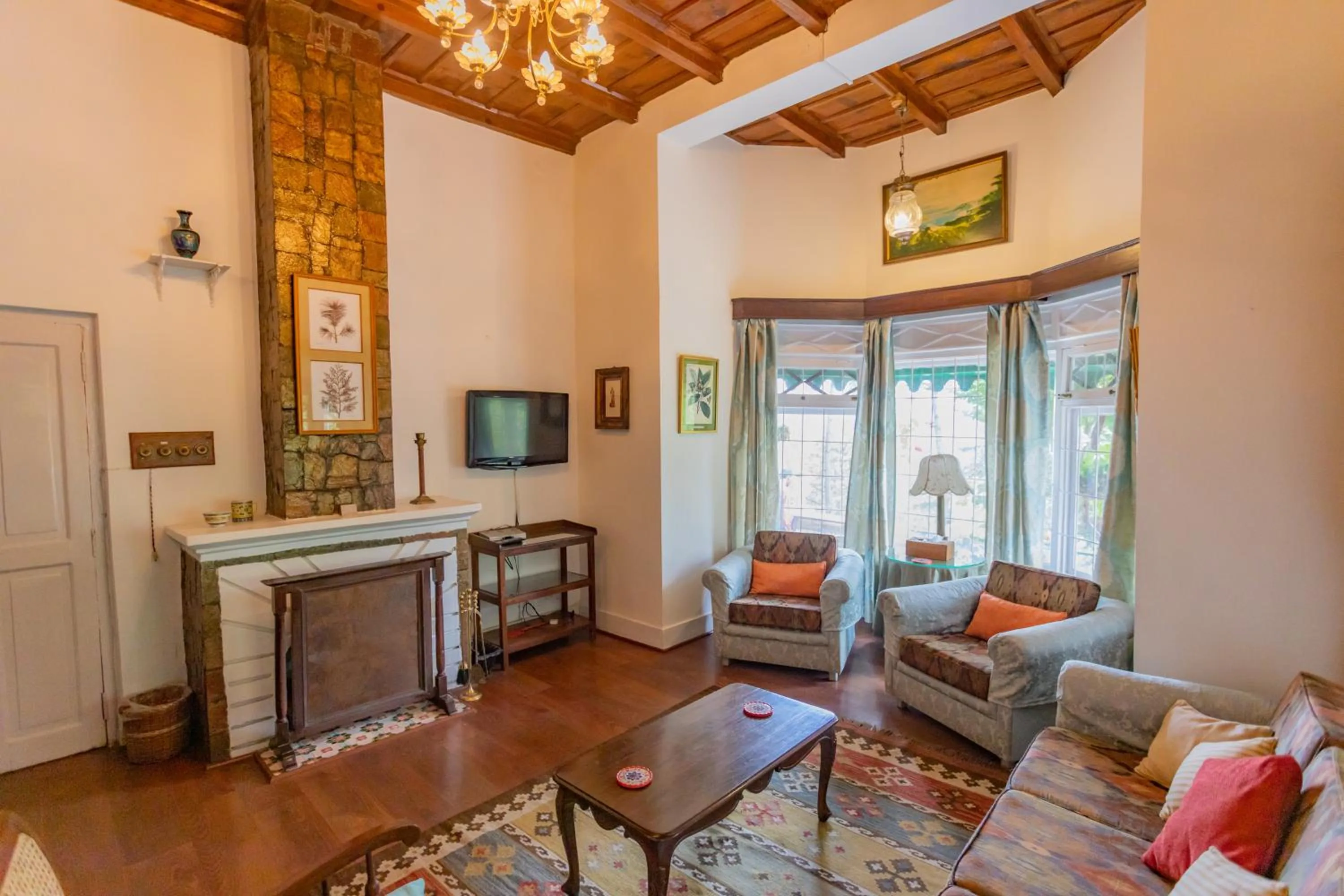 TV and multimedia in Seclude Ramgarh Taradale