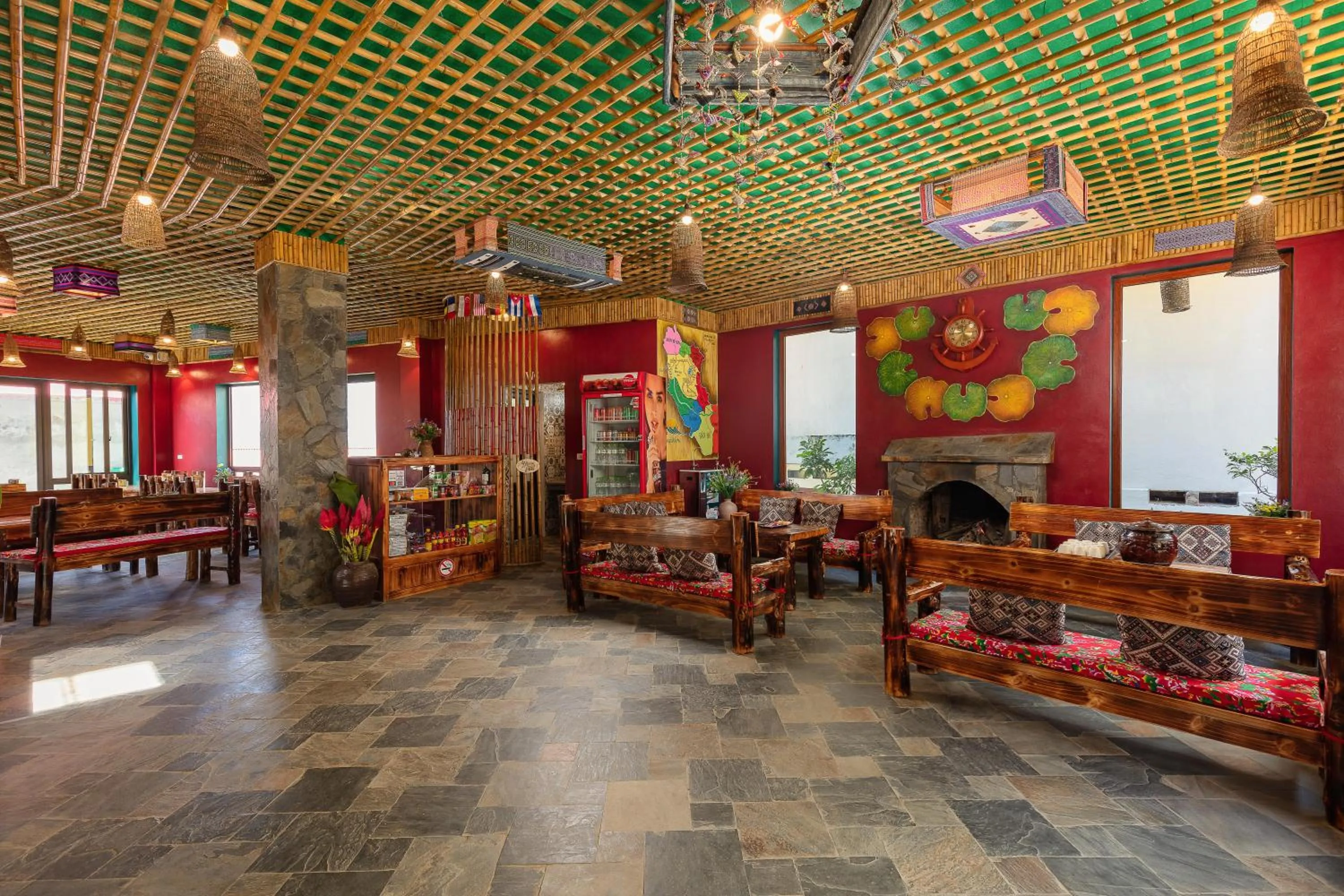 Restaurant/places to eat in Mega View Homestay