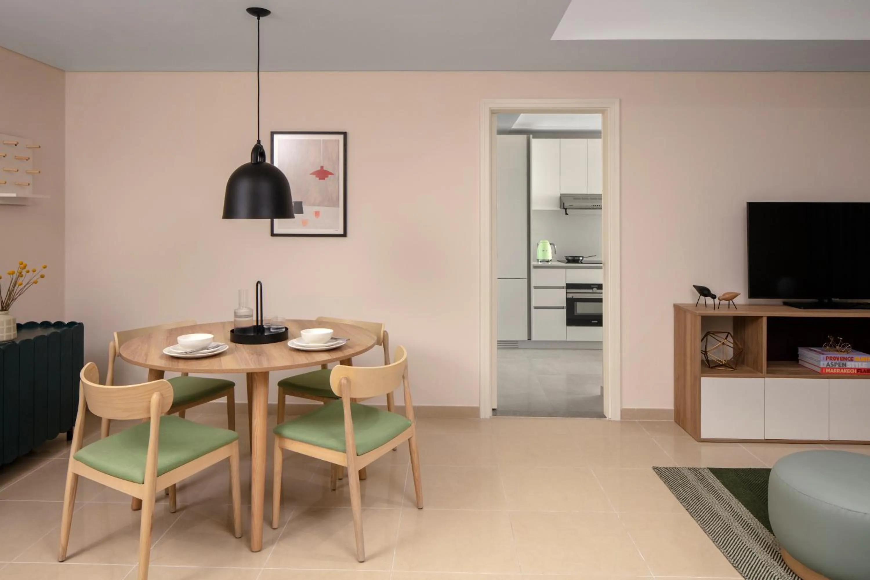 TV and multimedia in Staybridge Suites Dubai Financial Centre by IHG