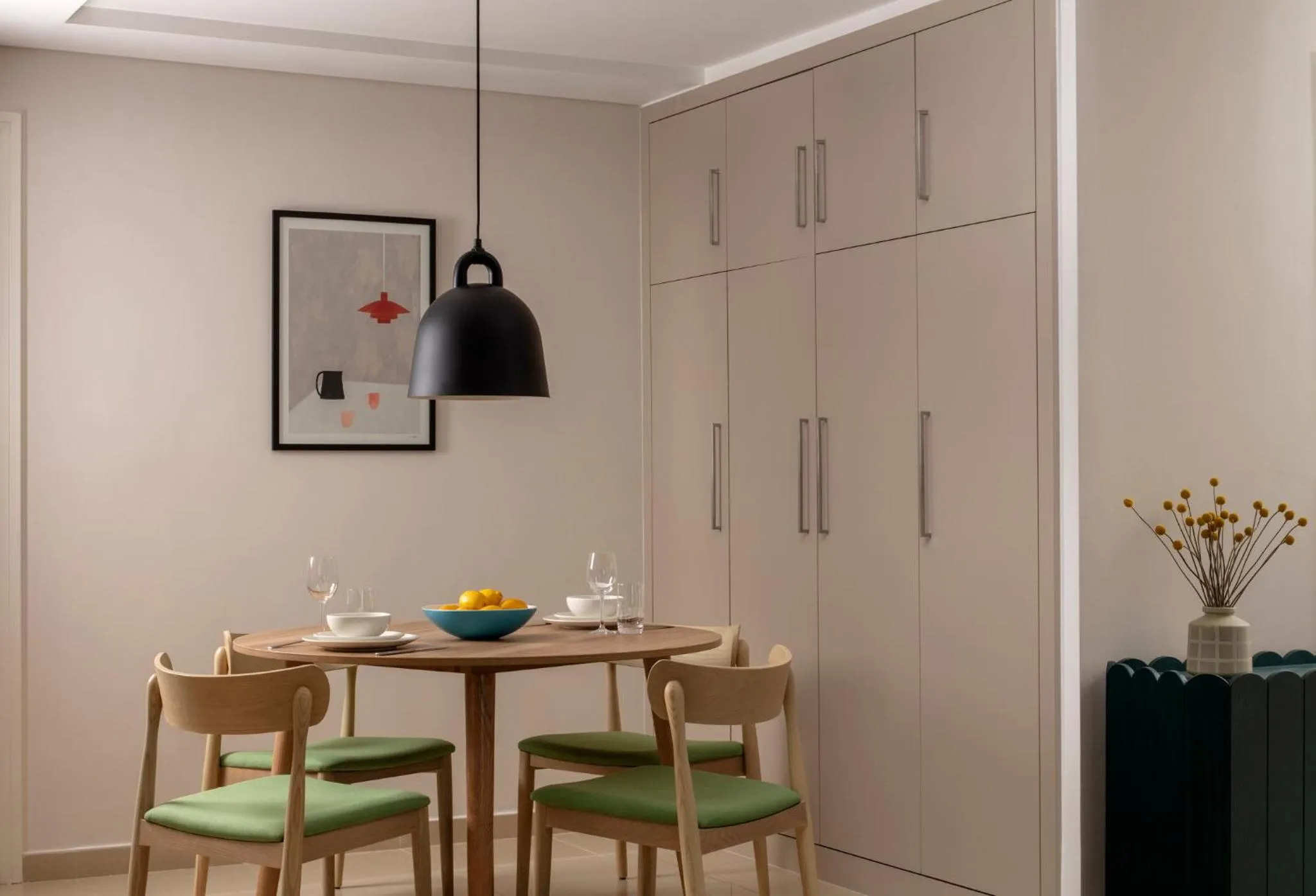 Photo of the whole room in Staybridge Suites Dubai Financial Centre by IHG