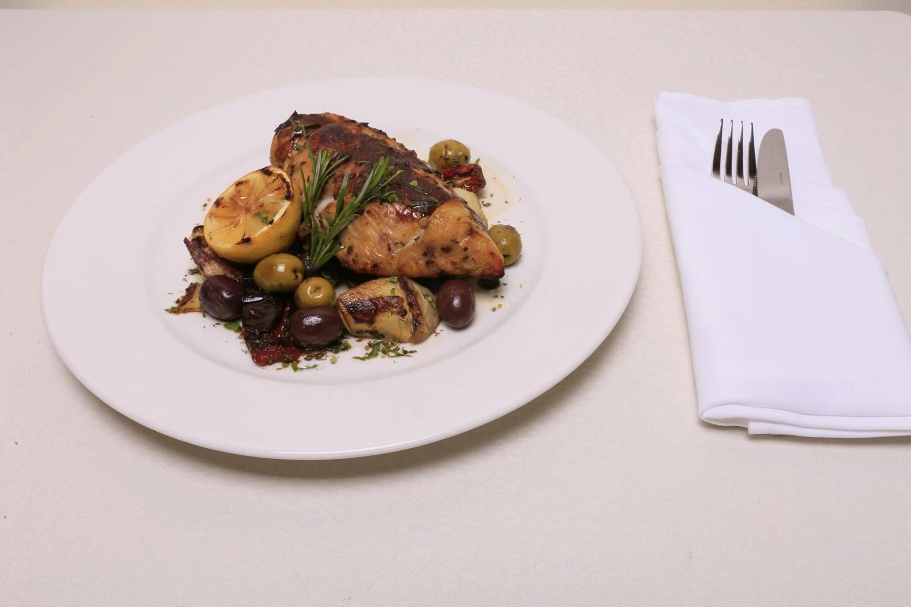 Meals in J5 Hotels – Port Saeed