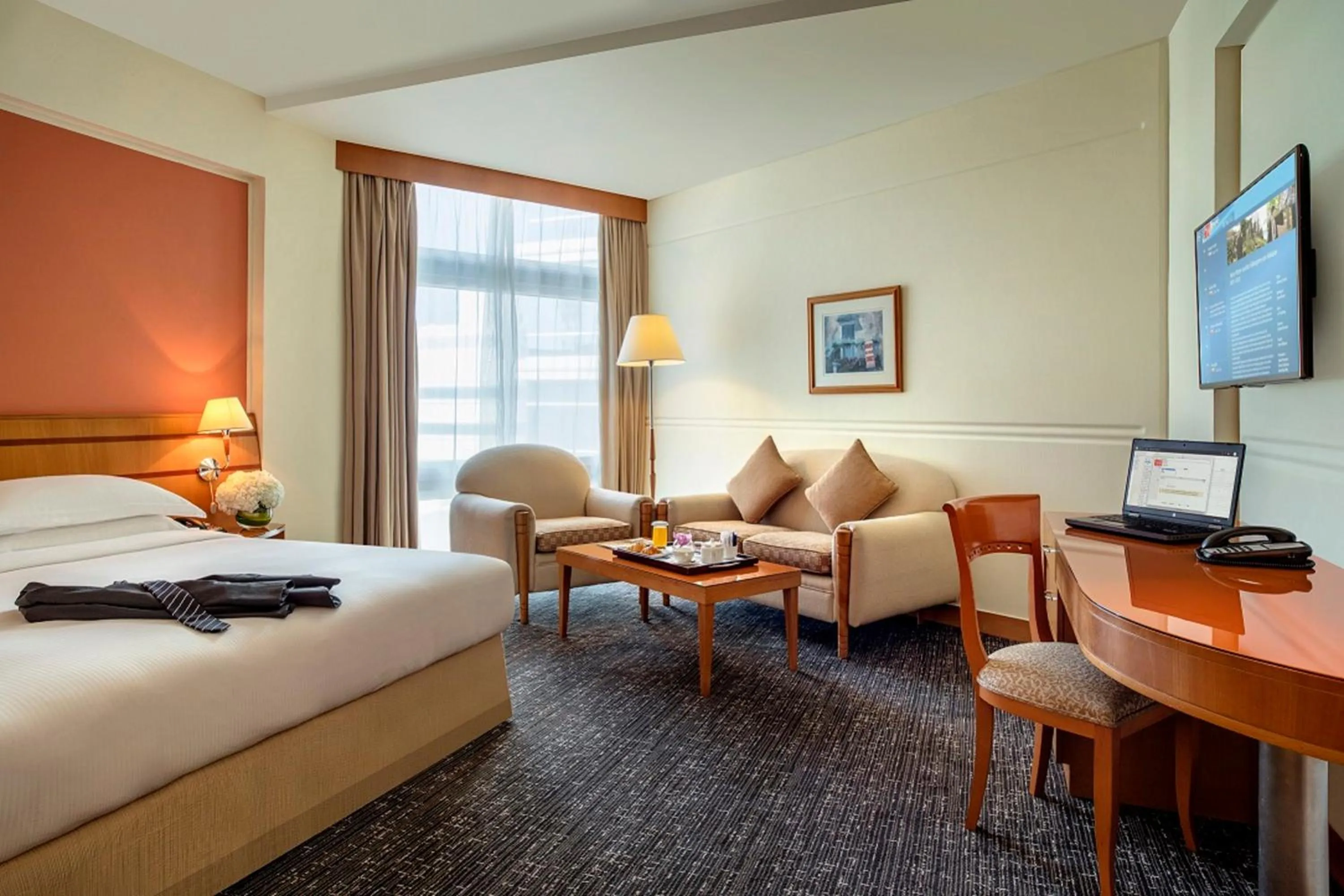 Bed in J5 Hotels – Port Saeed