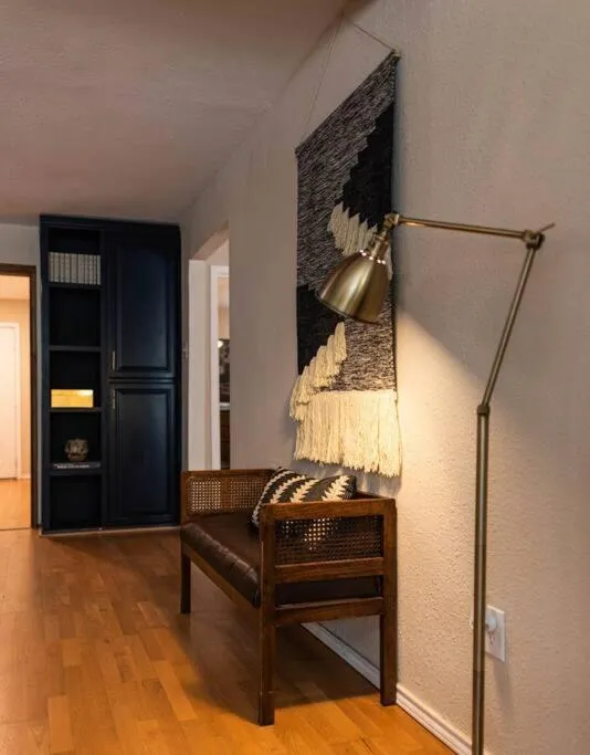 Escape to a Restored 1920s East Waco Bungalow