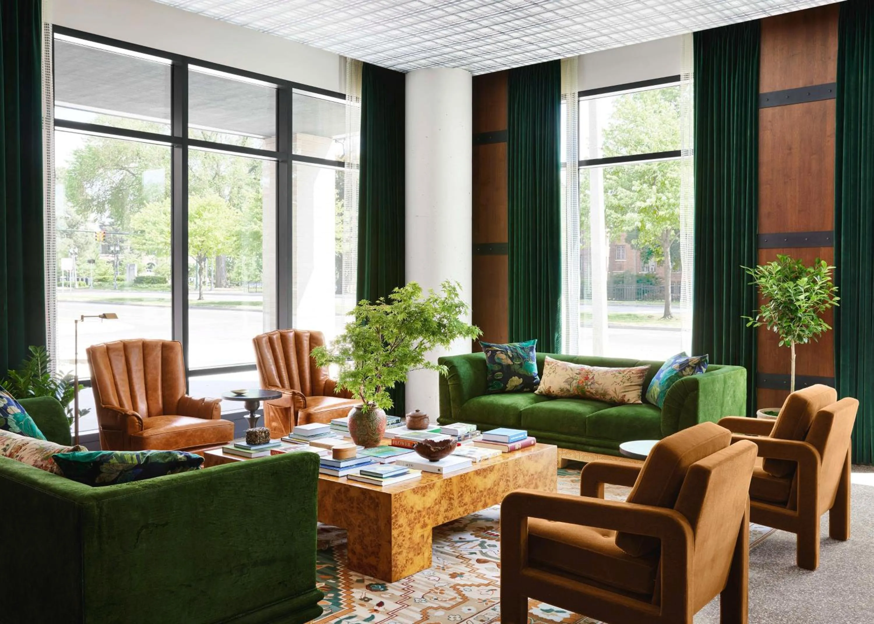 Lobby or reception in Graduate by Hilton East Lansing