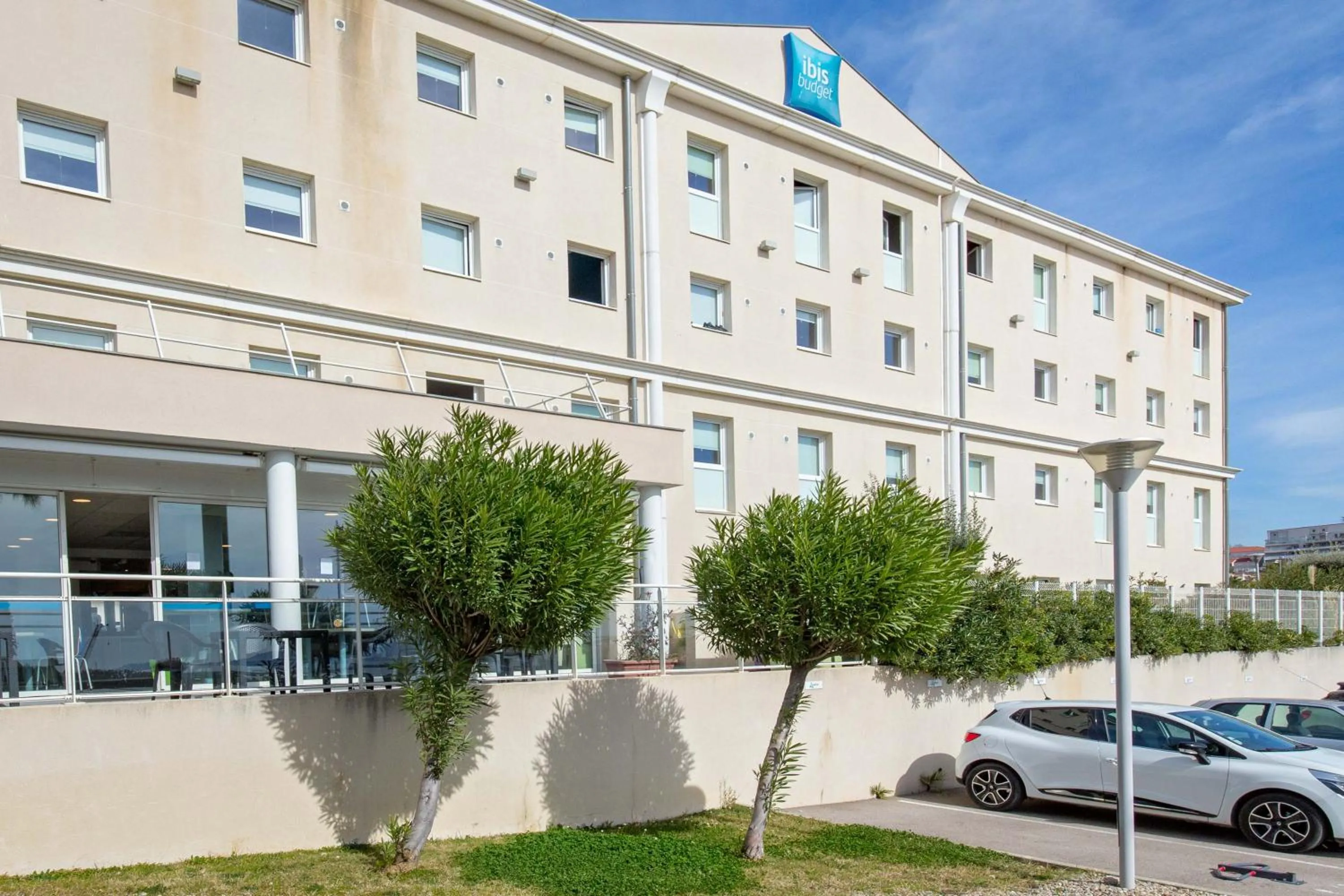 Property building in ibis budget Marseille L'Estaque