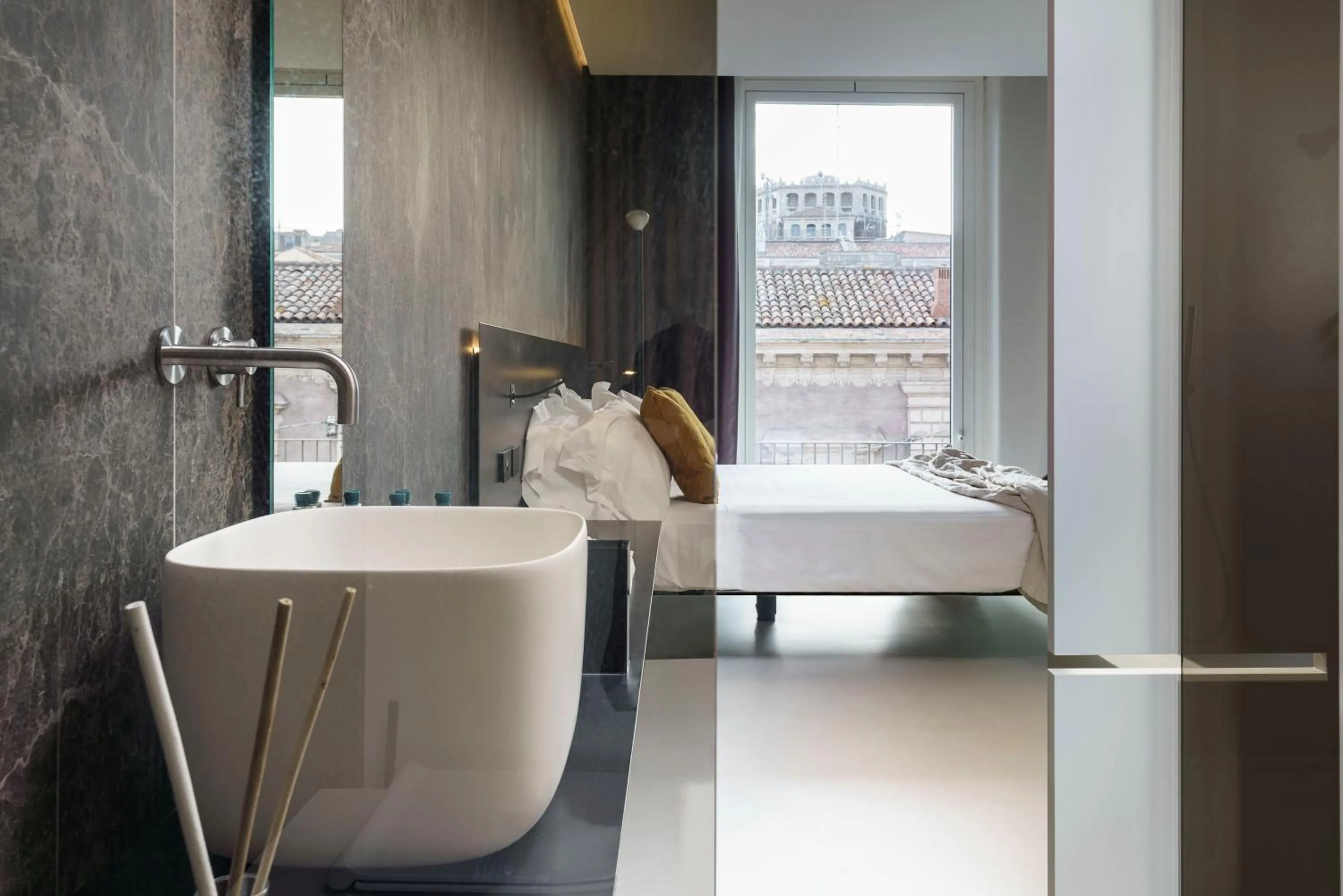 Bed in Meo Design Suites & Spa